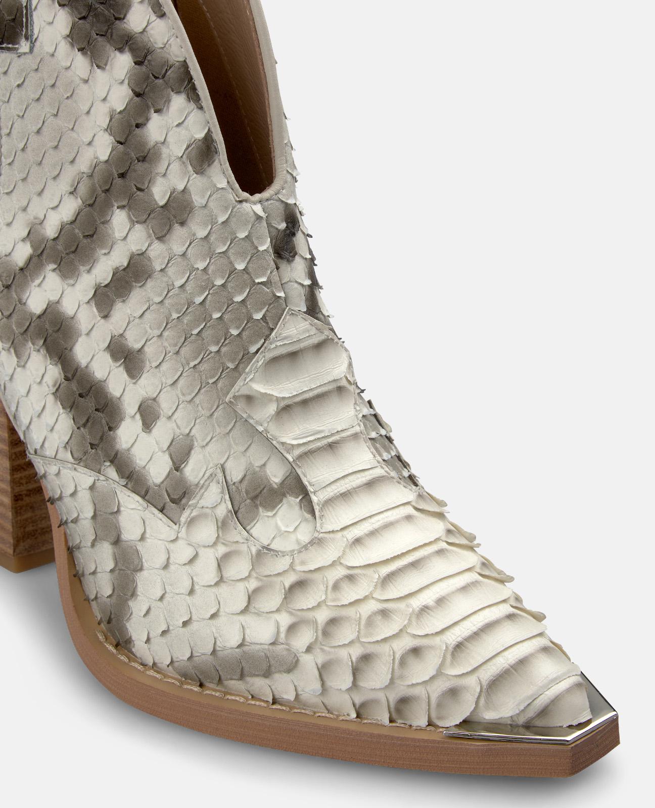 Botins Cowboy em Pele Efeito Cobra com Corte Decotado Frontal Marfim-4