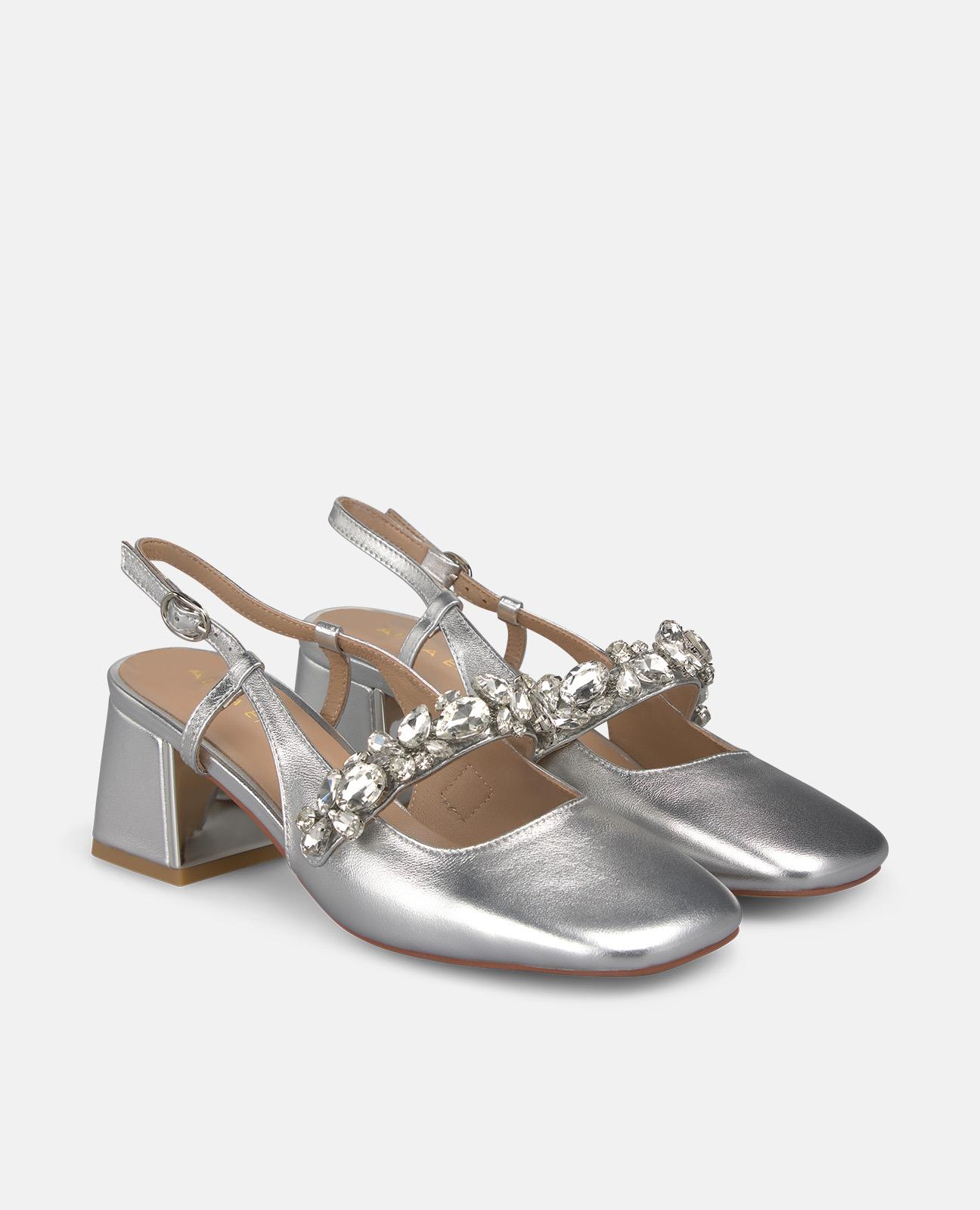 Sapatos de Salto com o Calcanhar Aberto em Pele com Tira Frontal em Detalhe Joia Prateado-2