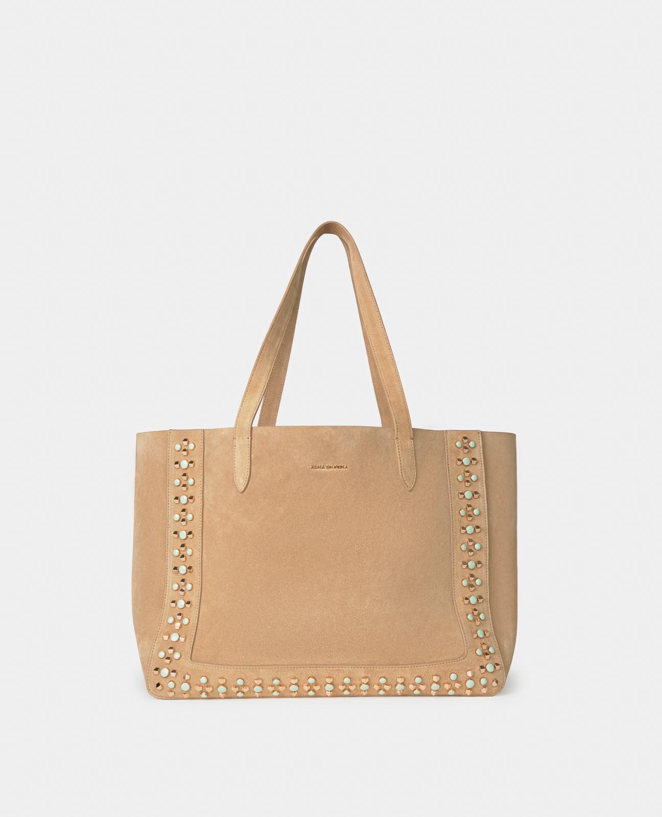 Imagem 0 de Mala Shopper de Pele com Tachas Metálicas e Fecho de Íman Oculto
