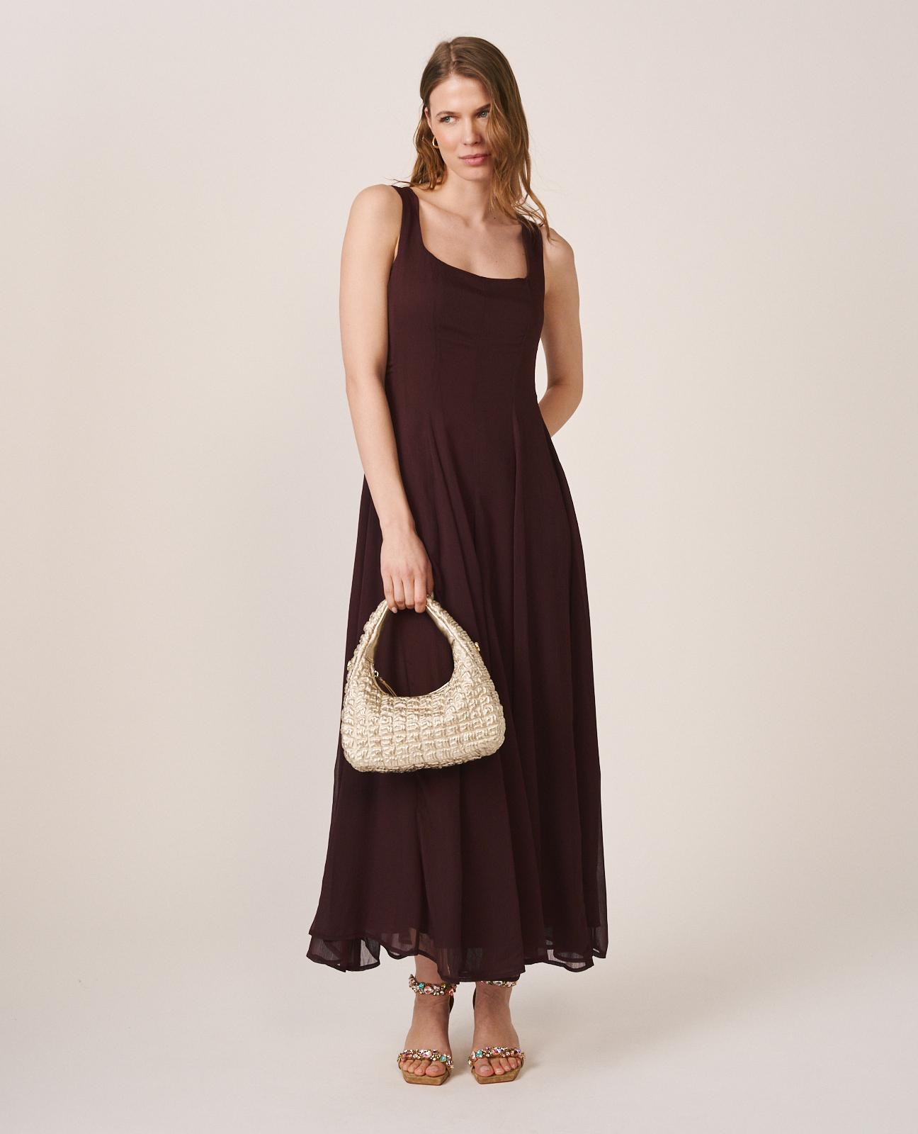 Vestido Midi com Volume Confecionado em Gaze e Gola Quadrada Castanho-3