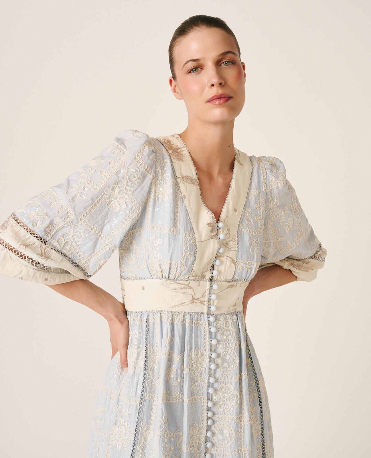 Vestido Midi Bordado com Motivo Geométrico e Manga 3/4 Abalonada com Punhos Elásticos Azul-6