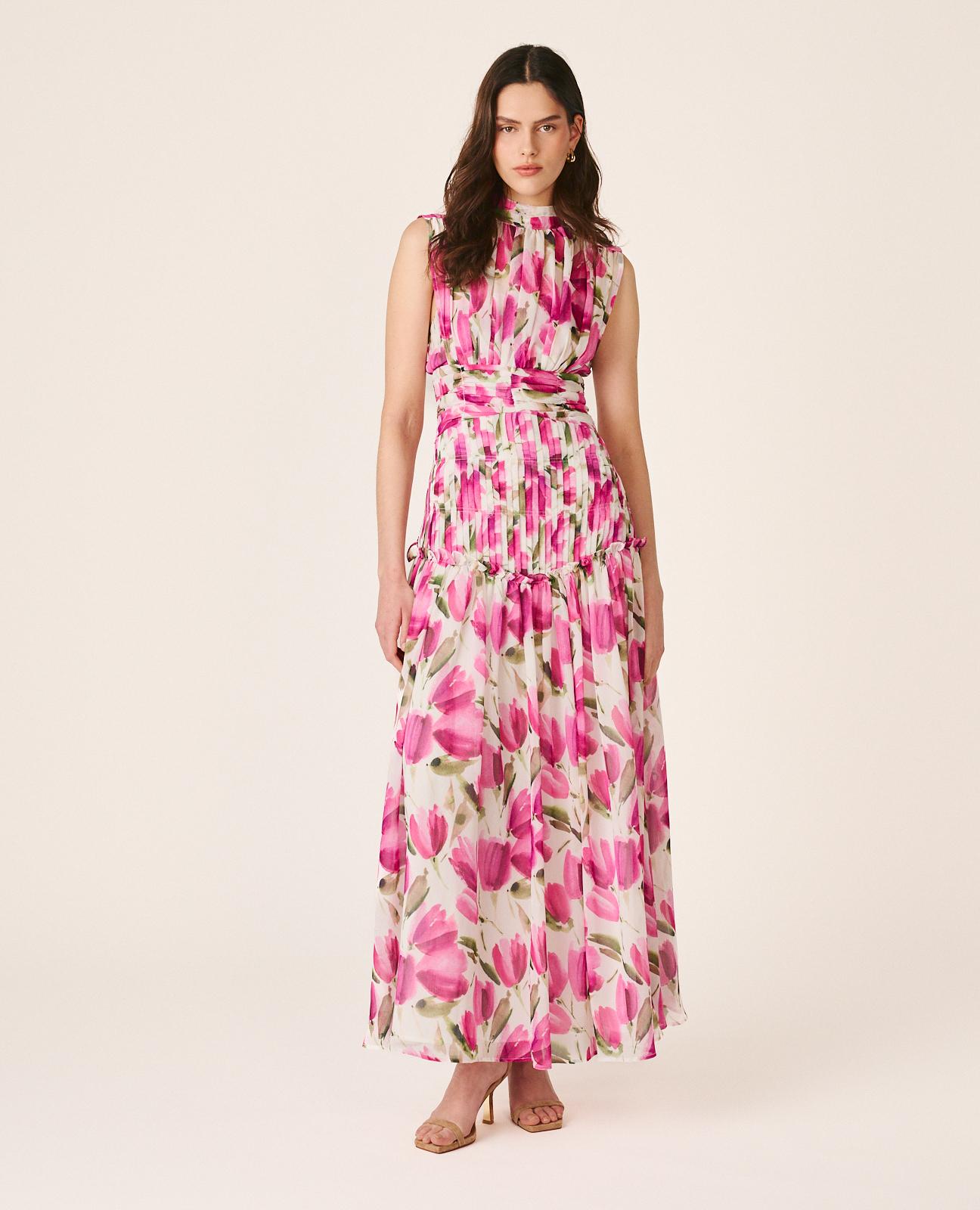 Imagem 0 de Vestido Comprido Fluído de Flores e Gola Alta com Fecho Zip Invisível e Botões na Gola