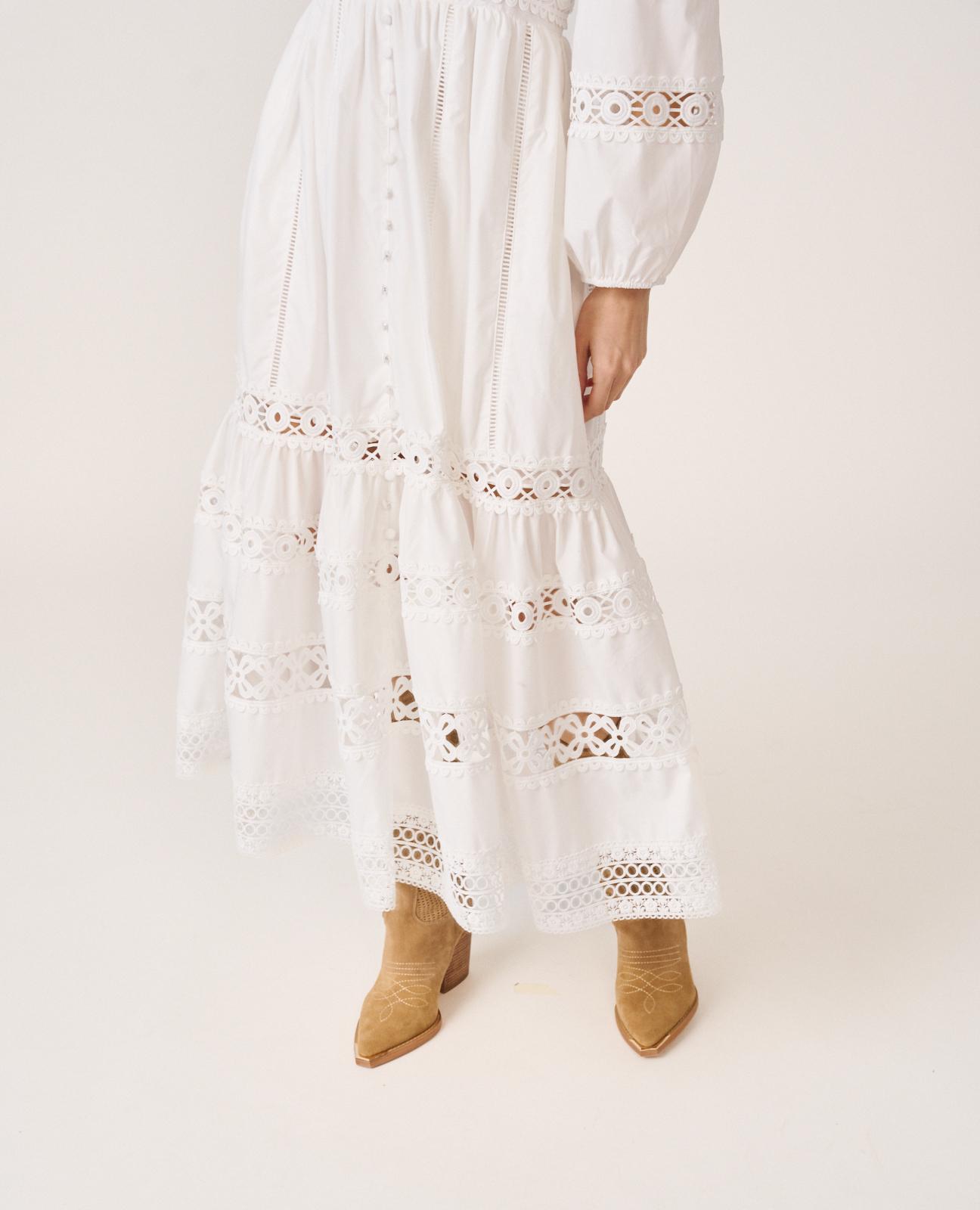 Vestido Midi com Detalhes de Passamanaria Perfurada e Manga Comprida Ablusada Branco-6