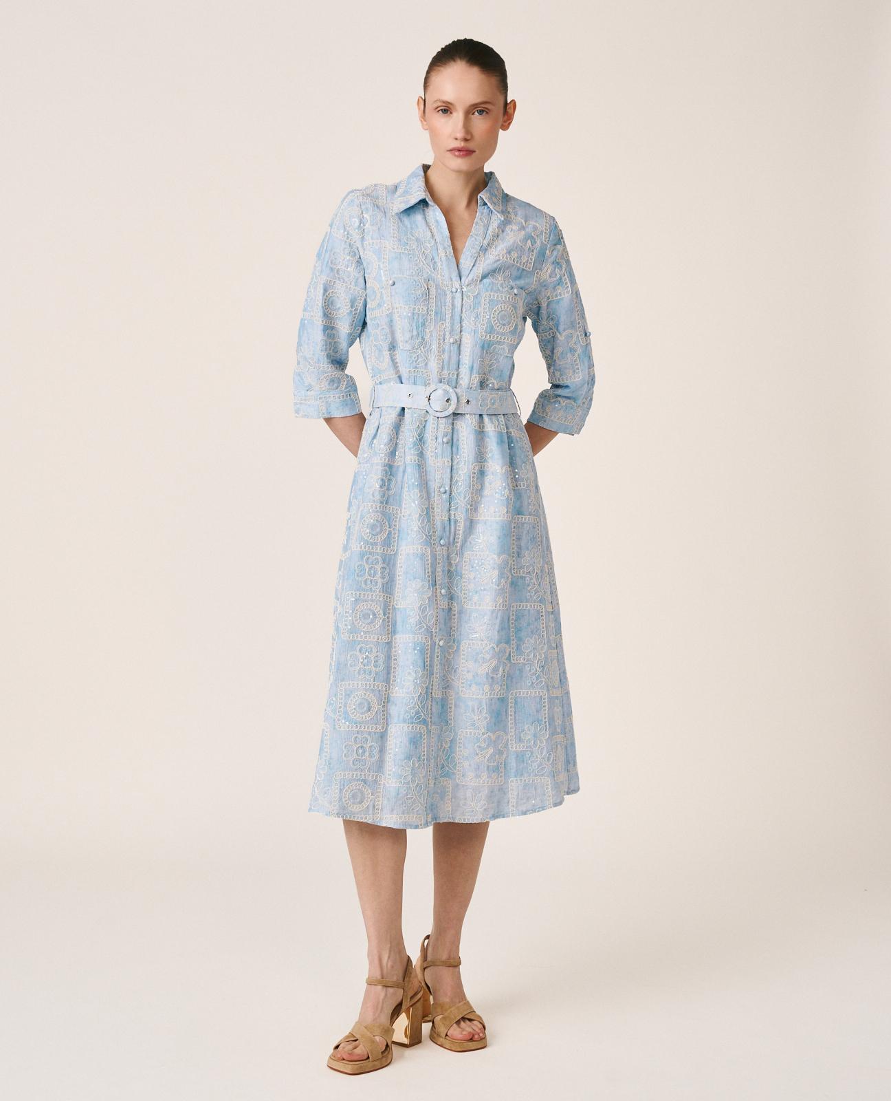 Imagem 0 de Vestido Midi com Motivo Geométrico Bordado e Lantejoulas com Cinto
