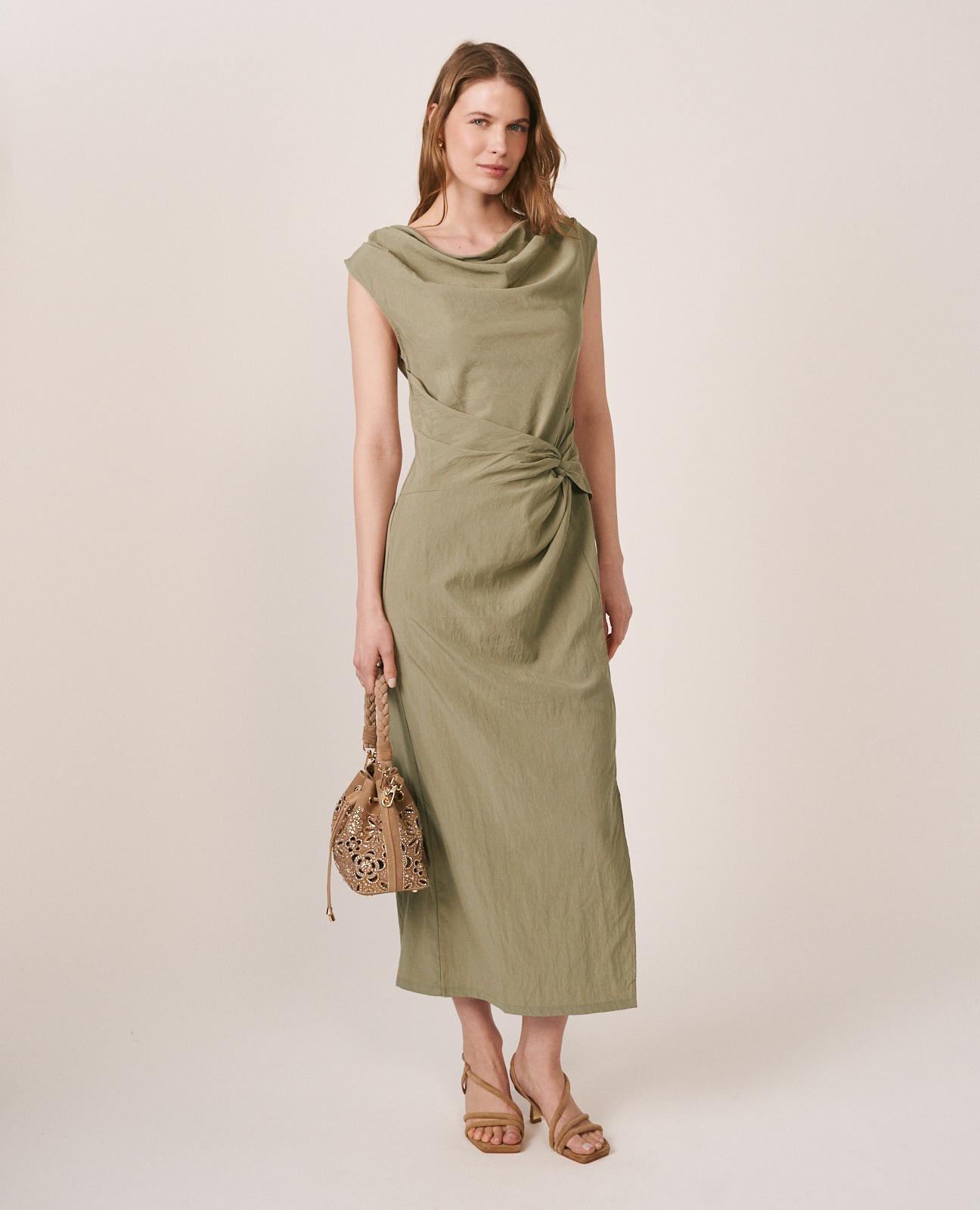 Vestido Midi sem Mangas com Gola Drapeada Caqui-3
