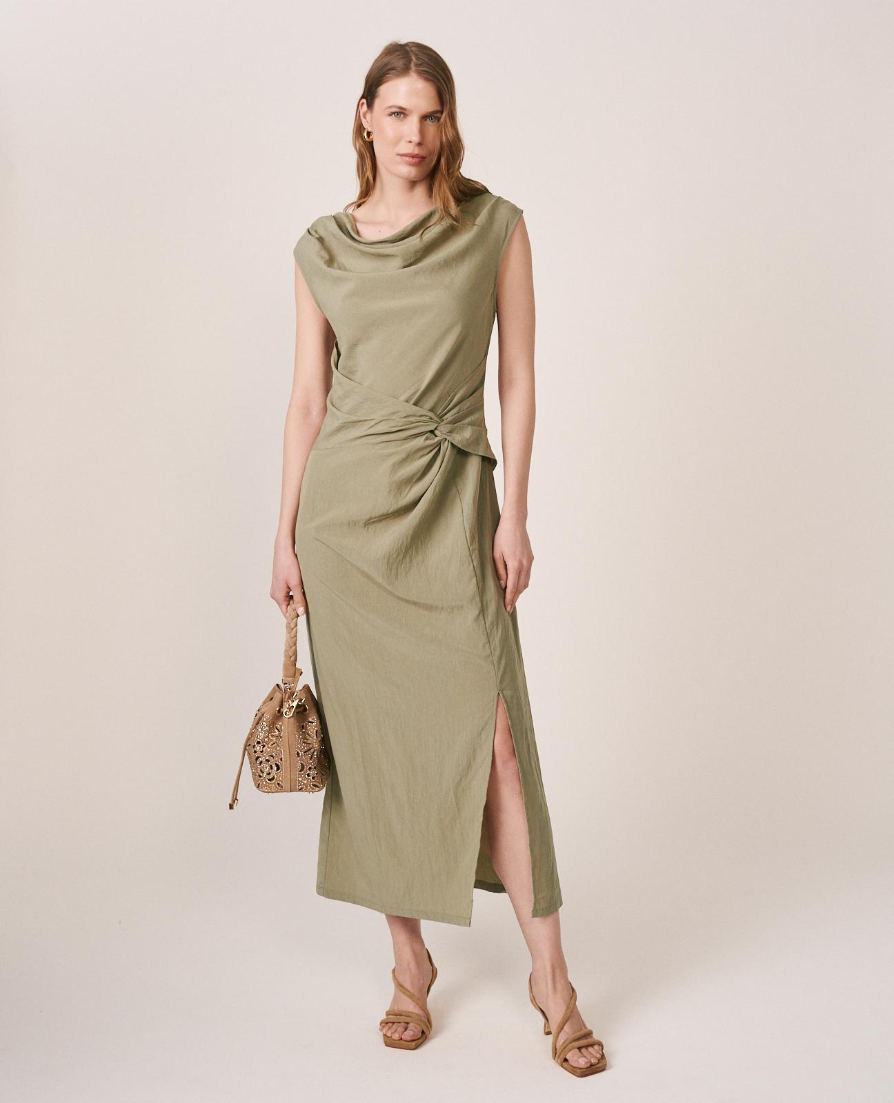 Vestido Midi sem Mangas com Gola Drapeada Caqui-5