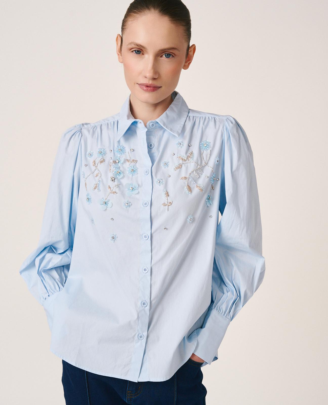 Camisa de Popelina de Algodão com Aplicações de Pedraria com Motivo Floral Azul-5