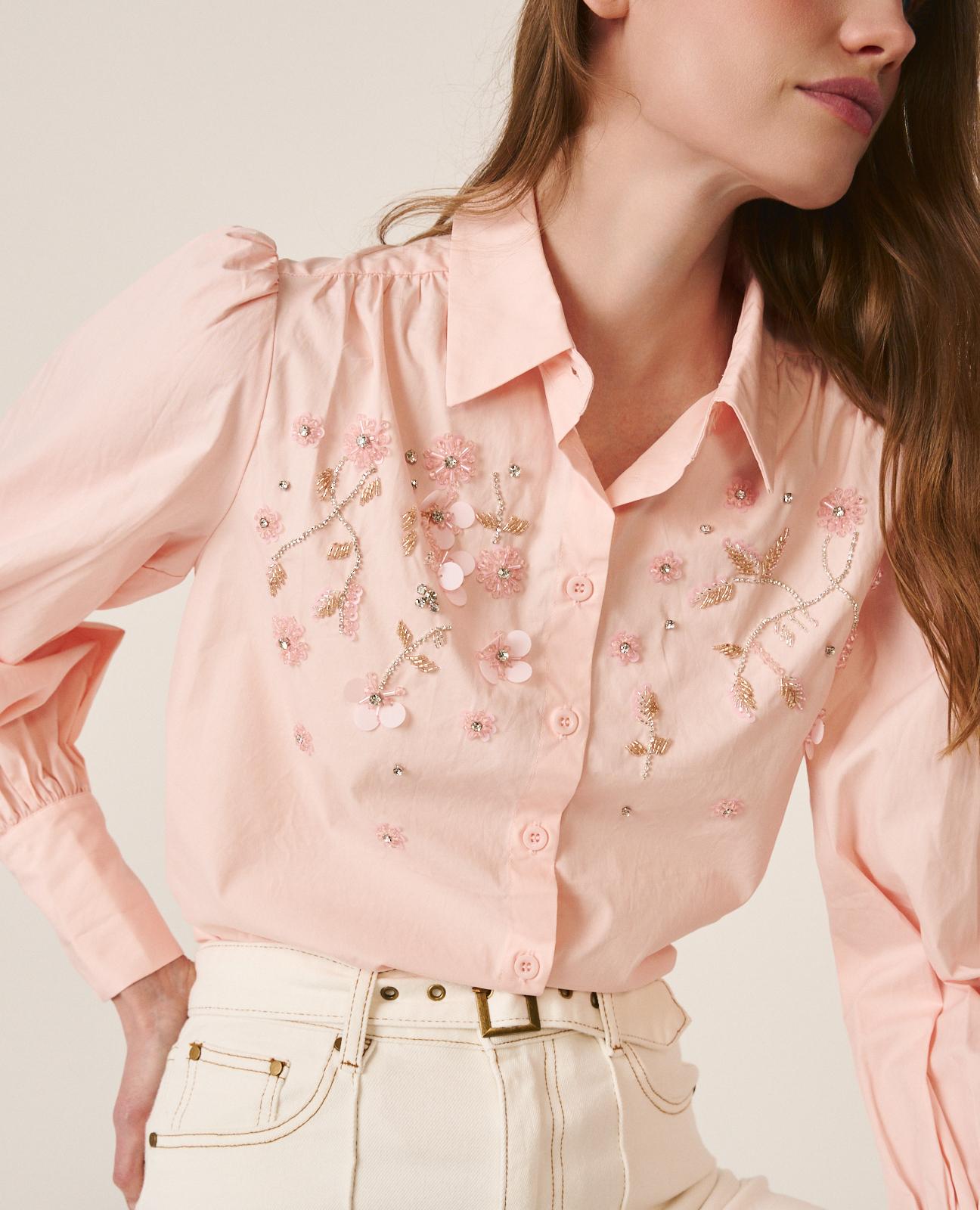 Camisa de Popelina Confecionada em Algodão com Aplicações de Pedras Rosa-3