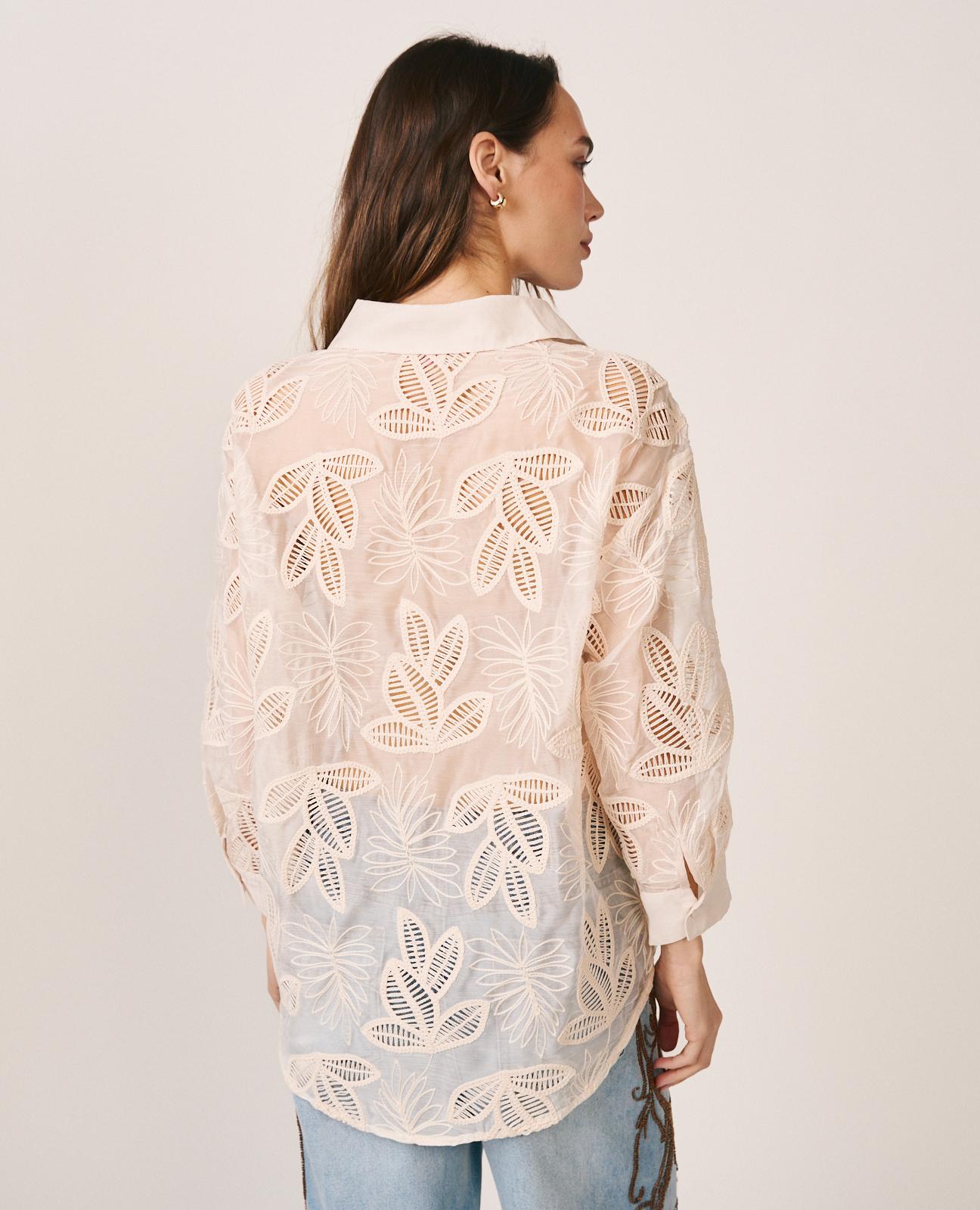 Camisa de Gase com Perfurados e Bordados Bege-7