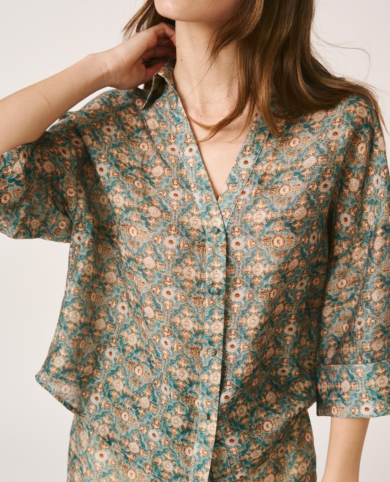 Camisa com Estampado Geométrico e Manga Curta com Punhos Dobrados Azul-6