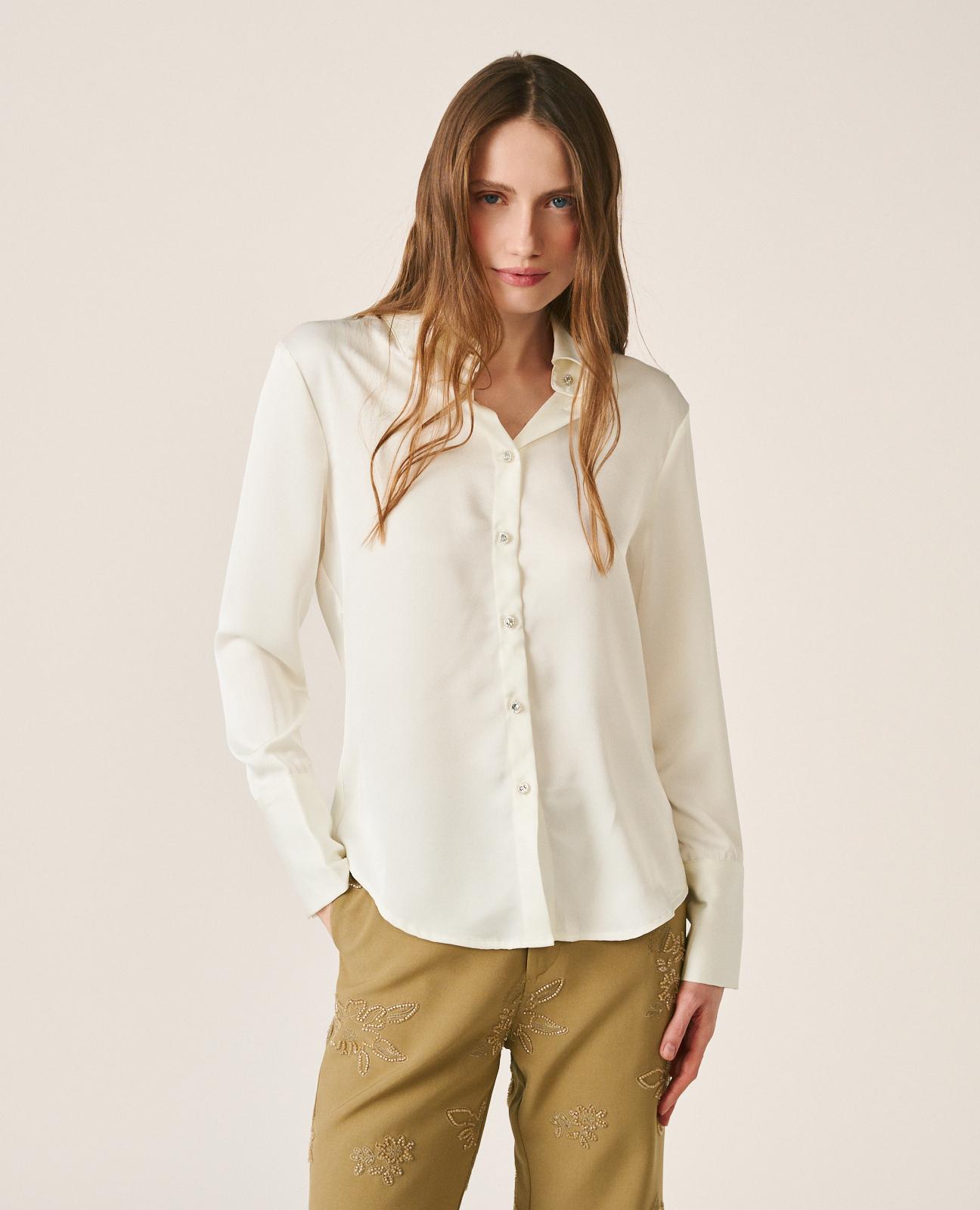 Camisa Ajustada de Cetim com Botões nos Punhos Branco-5
