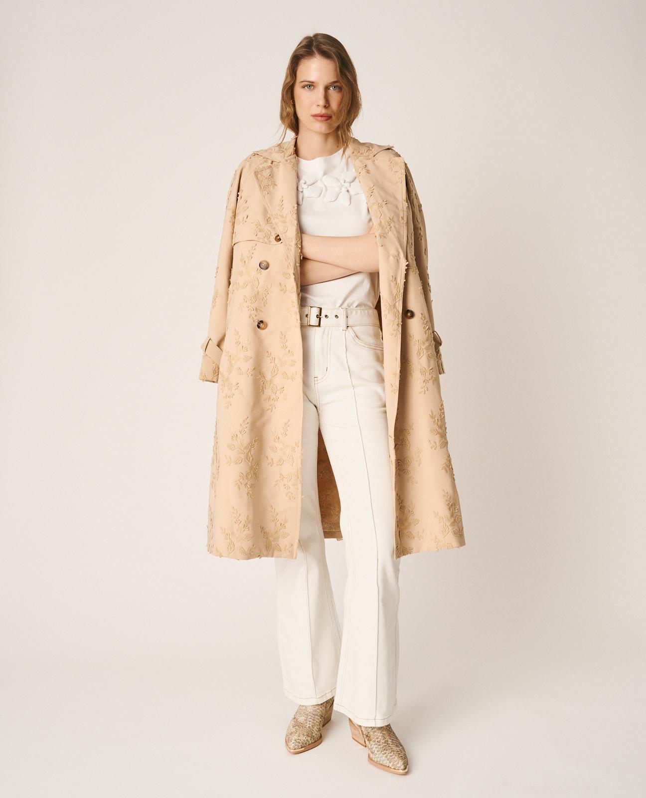 Imagem 0 de Jeans Retos de Cintura Subida com Nervura Frontal e Cinto Forrado