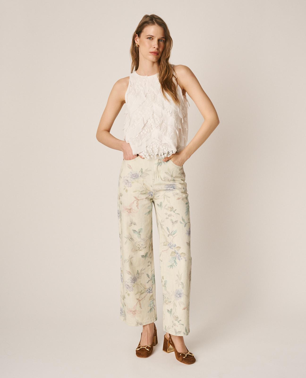 Jeans com Corte a Direito Pelo Tornozelo com Estampado Floral Multicolor-2