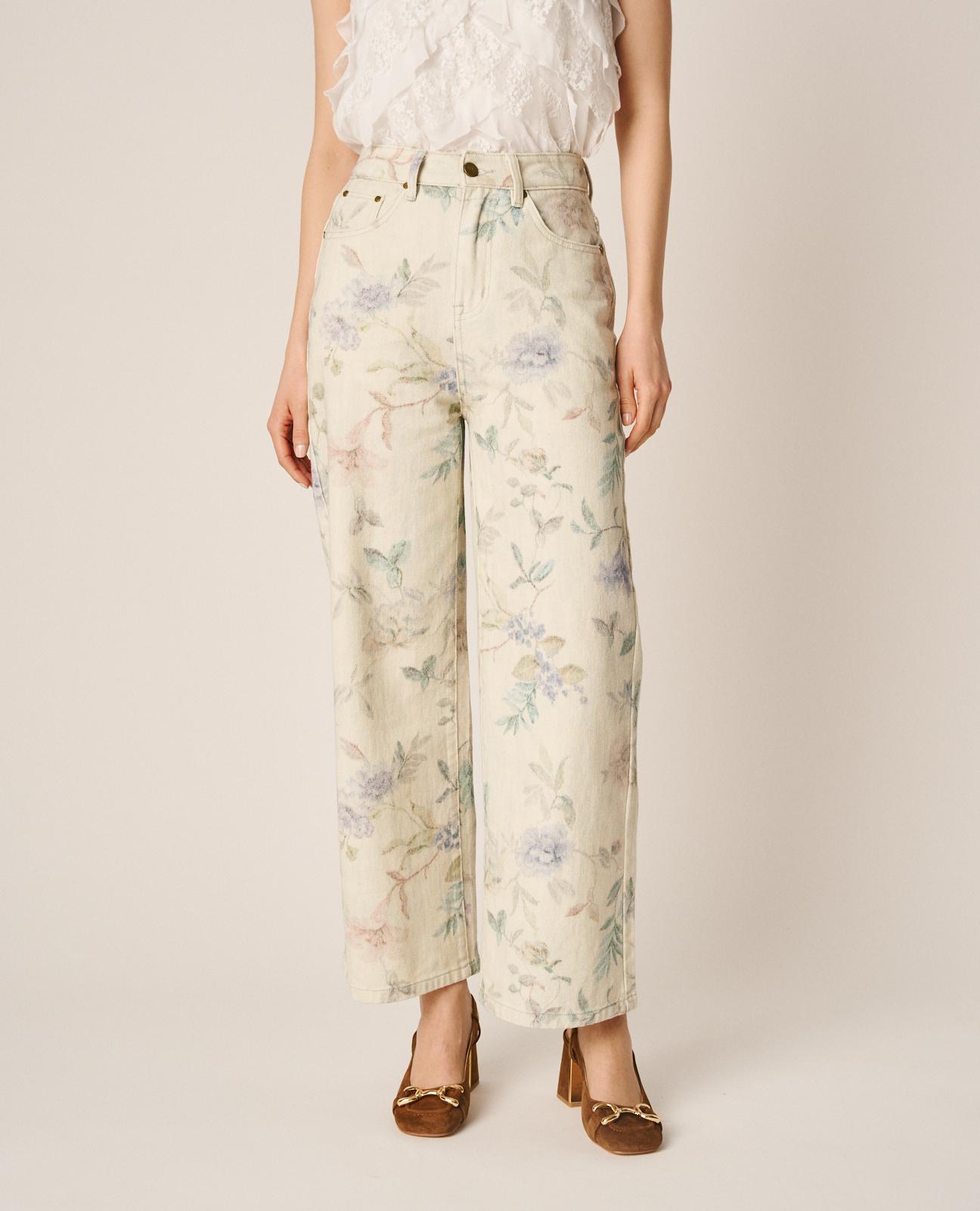 Jeans com Corte a Direito Pelo Tornozelo com Estampado Floral Multicolor-3
