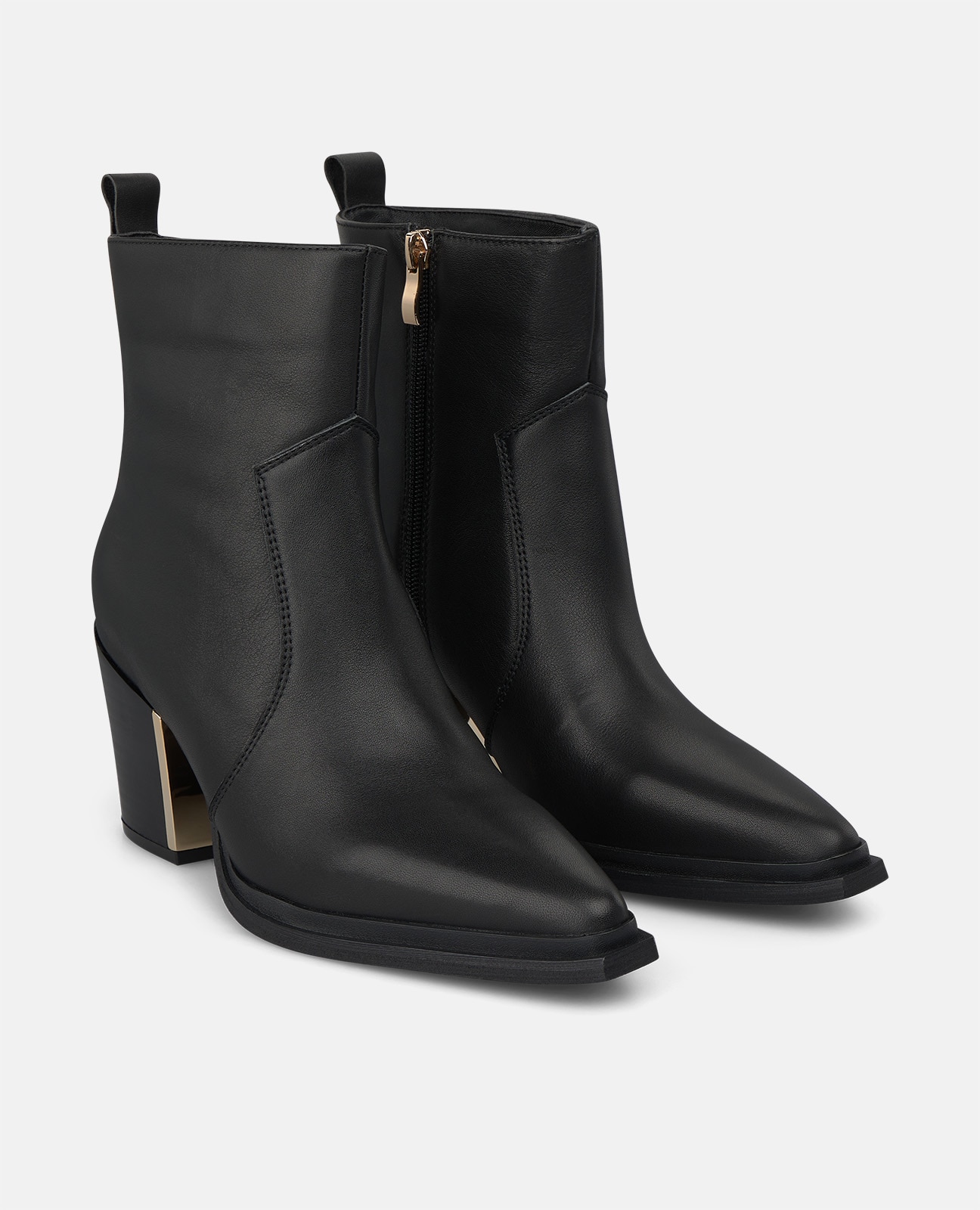 Botins Básicos em Napa com Fecho Zip Preto-2