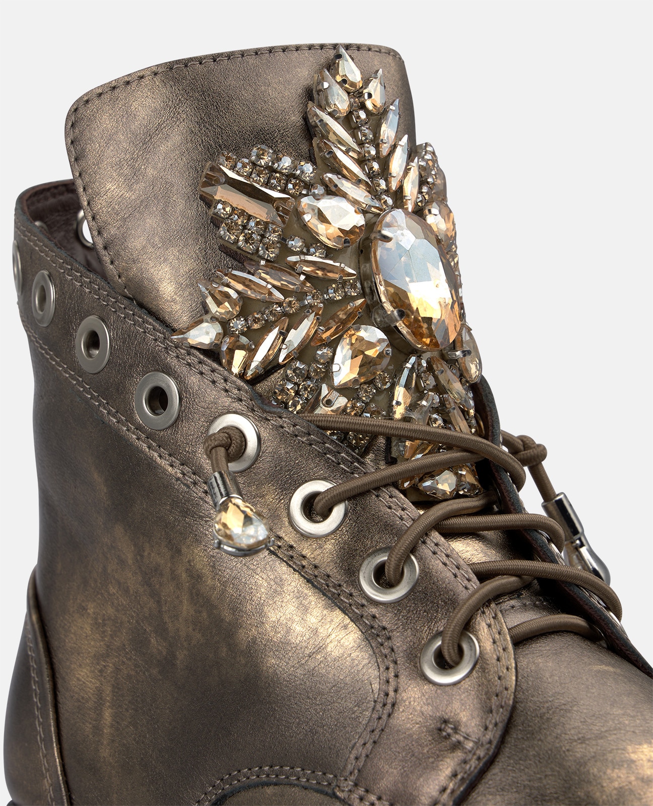 Botins Militares em Pele com Cano Assimétrico Dourado-4