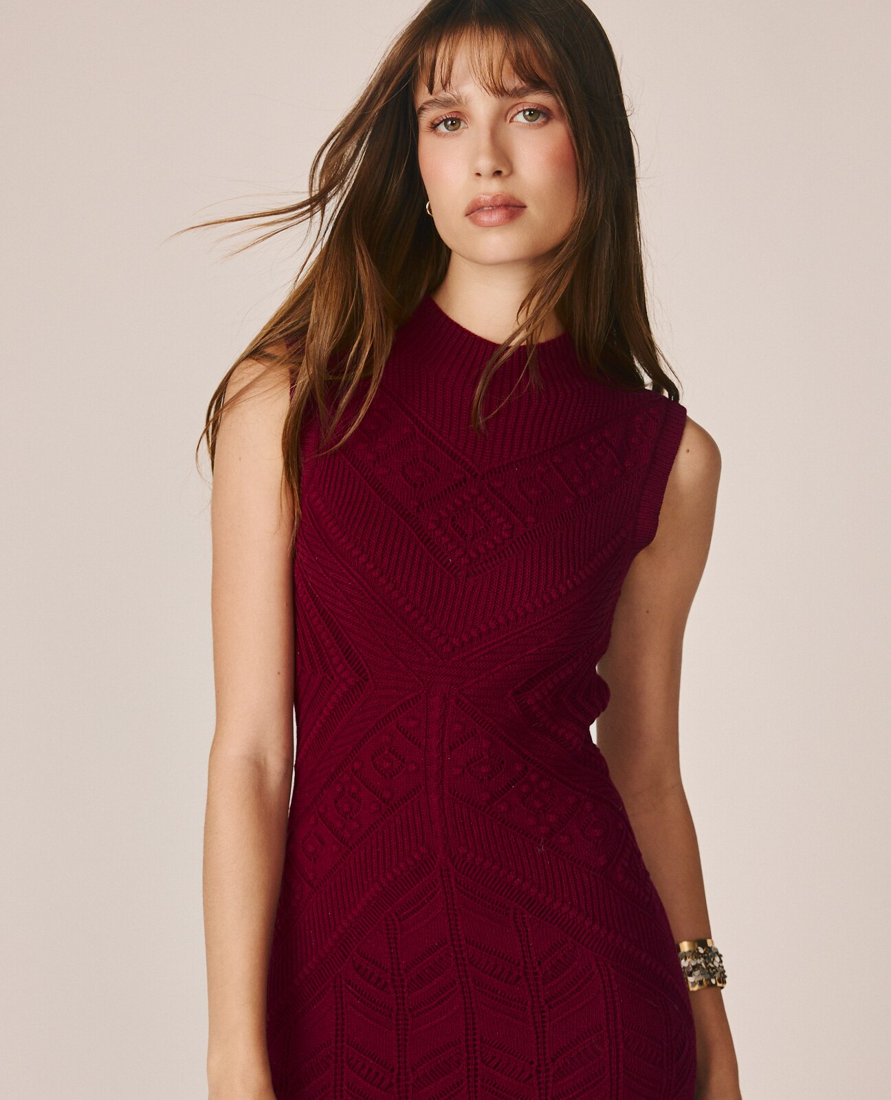 Vestido Comprido Perfurado sem Mangas Bordeaux-4