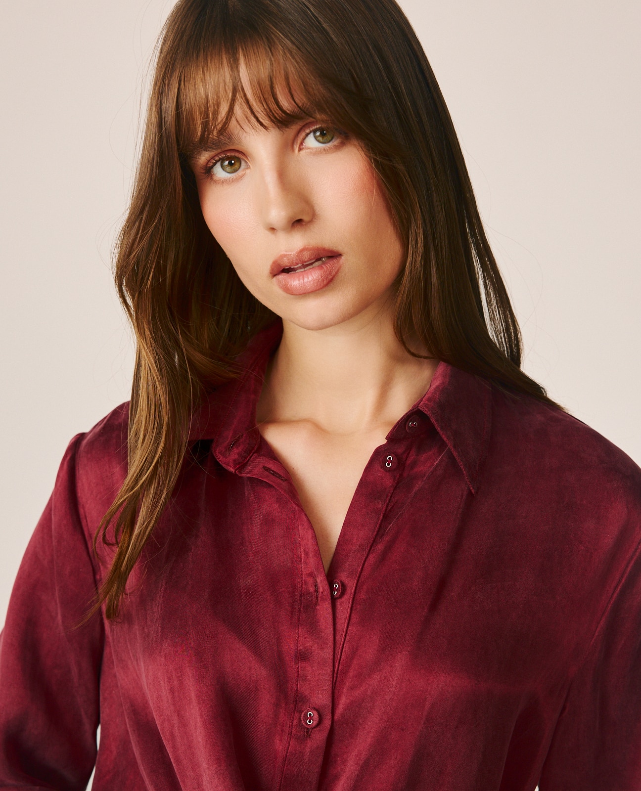 Blusa com Fecho Abotoado e Laçada na Cintura Bordeaux-5