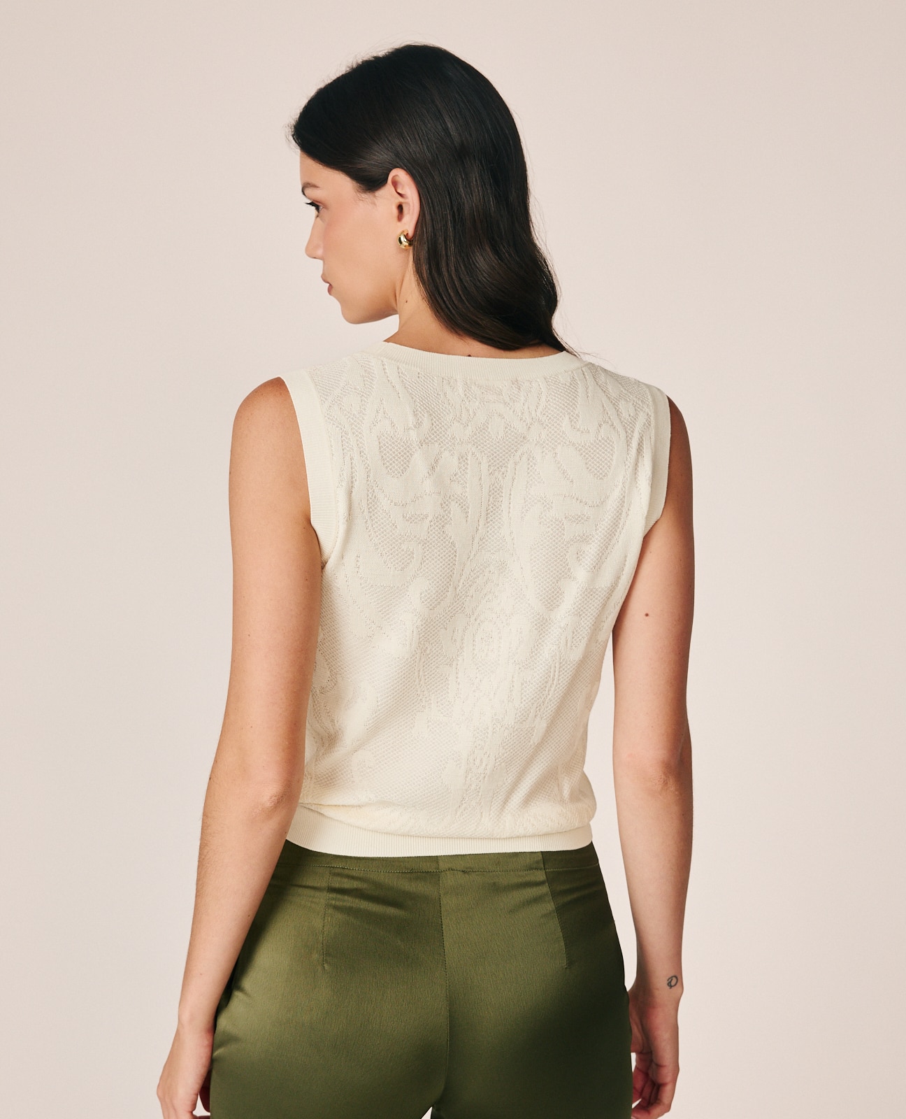 Colete Jacquard com Arabescos Creme-5