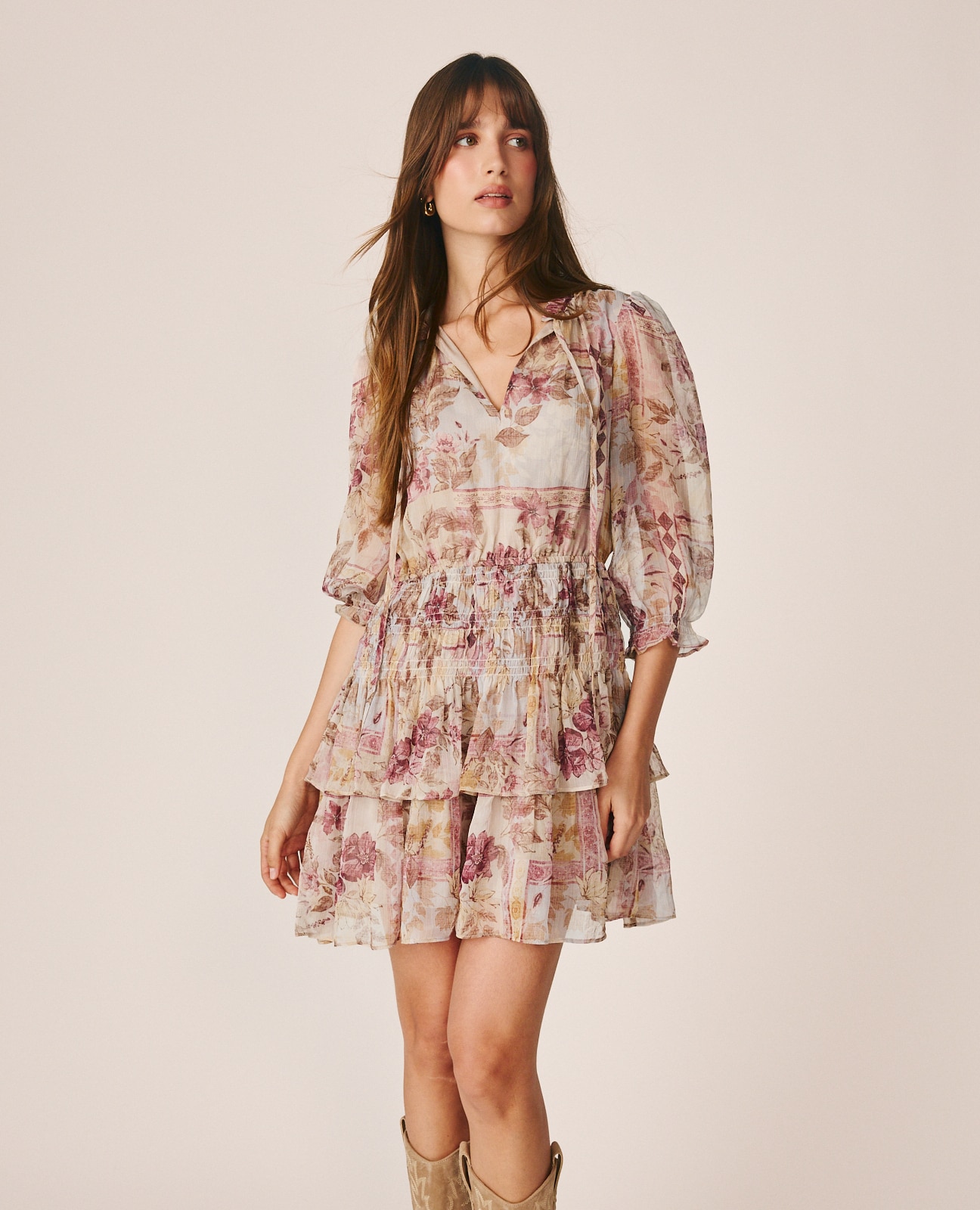 Vestido Curto com Manga 3/4 e Estampado Floral Bege-4