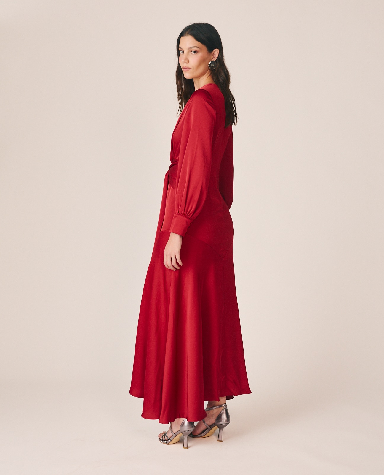 Vestido Comprido com Gola em V e Laçada na Cintura Vermelho-7