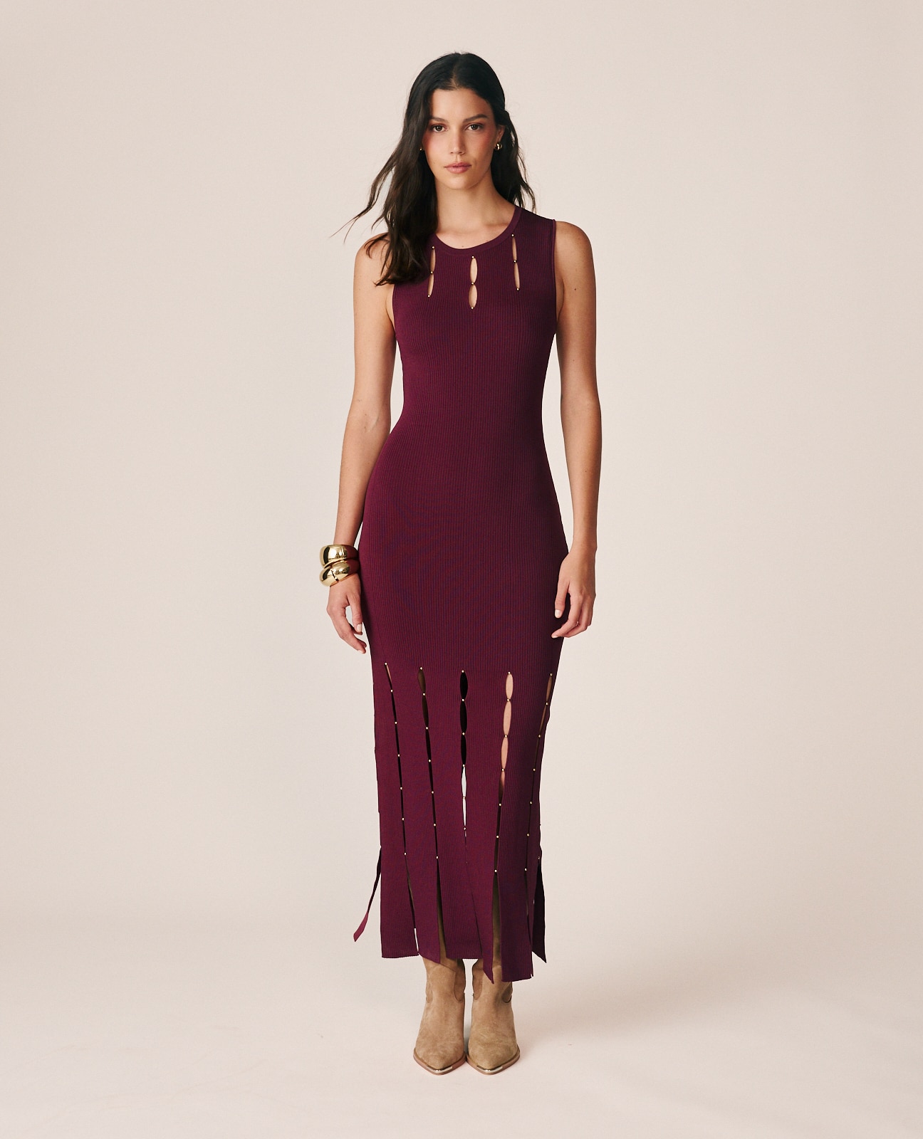 Imagem 0 de Vestido Comprido Canelado com Apliques Metálicos