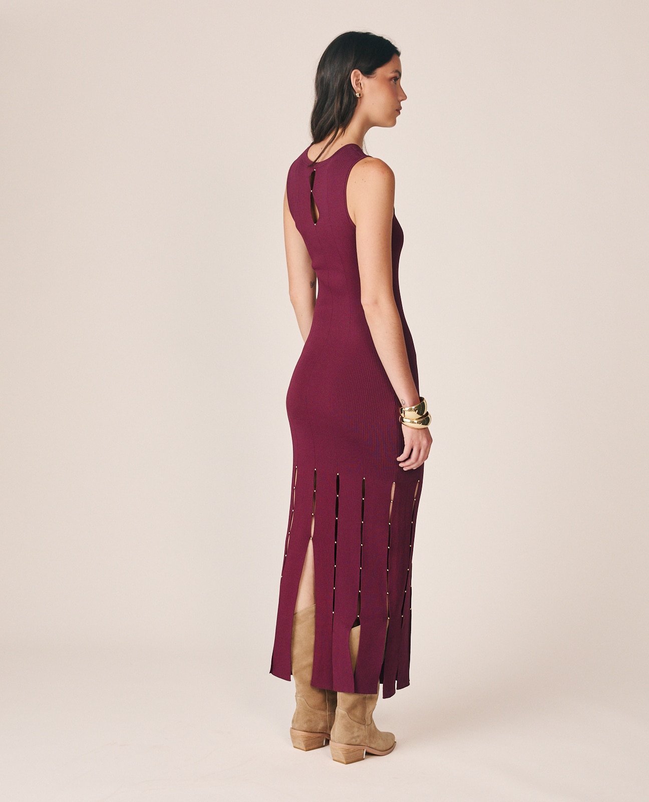Vestido Comprido Canelado com Apliques Metálicos Bordeaux-6