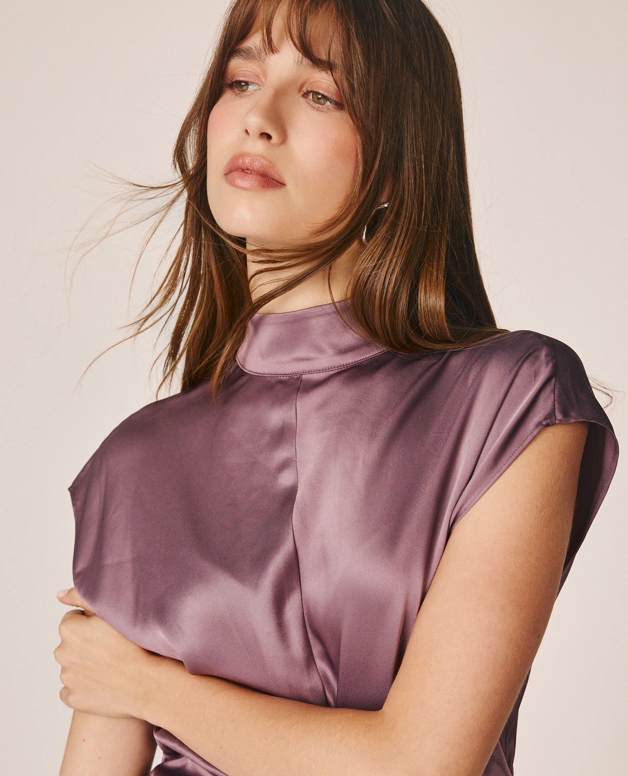 Vestido Comprido em Cetim com Gola Perkins Malva-4