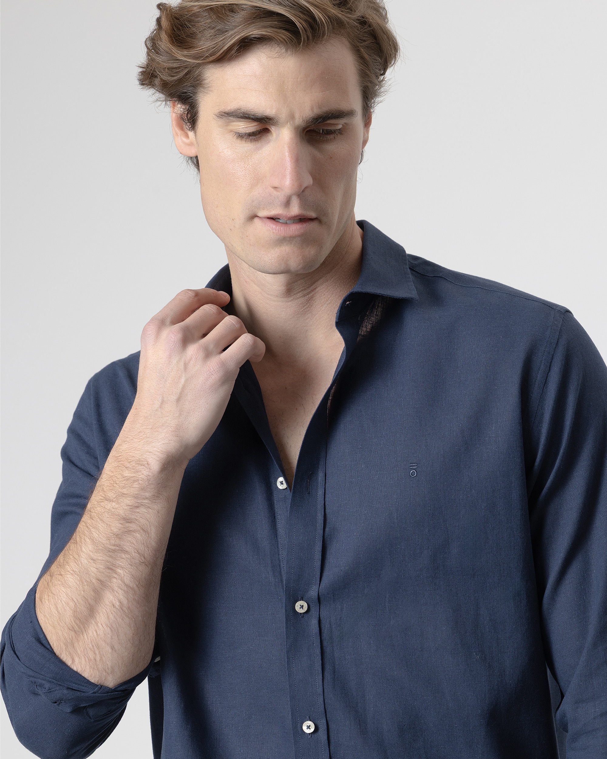Camisa Lisa em Linho Algodão Azul-marinho-3