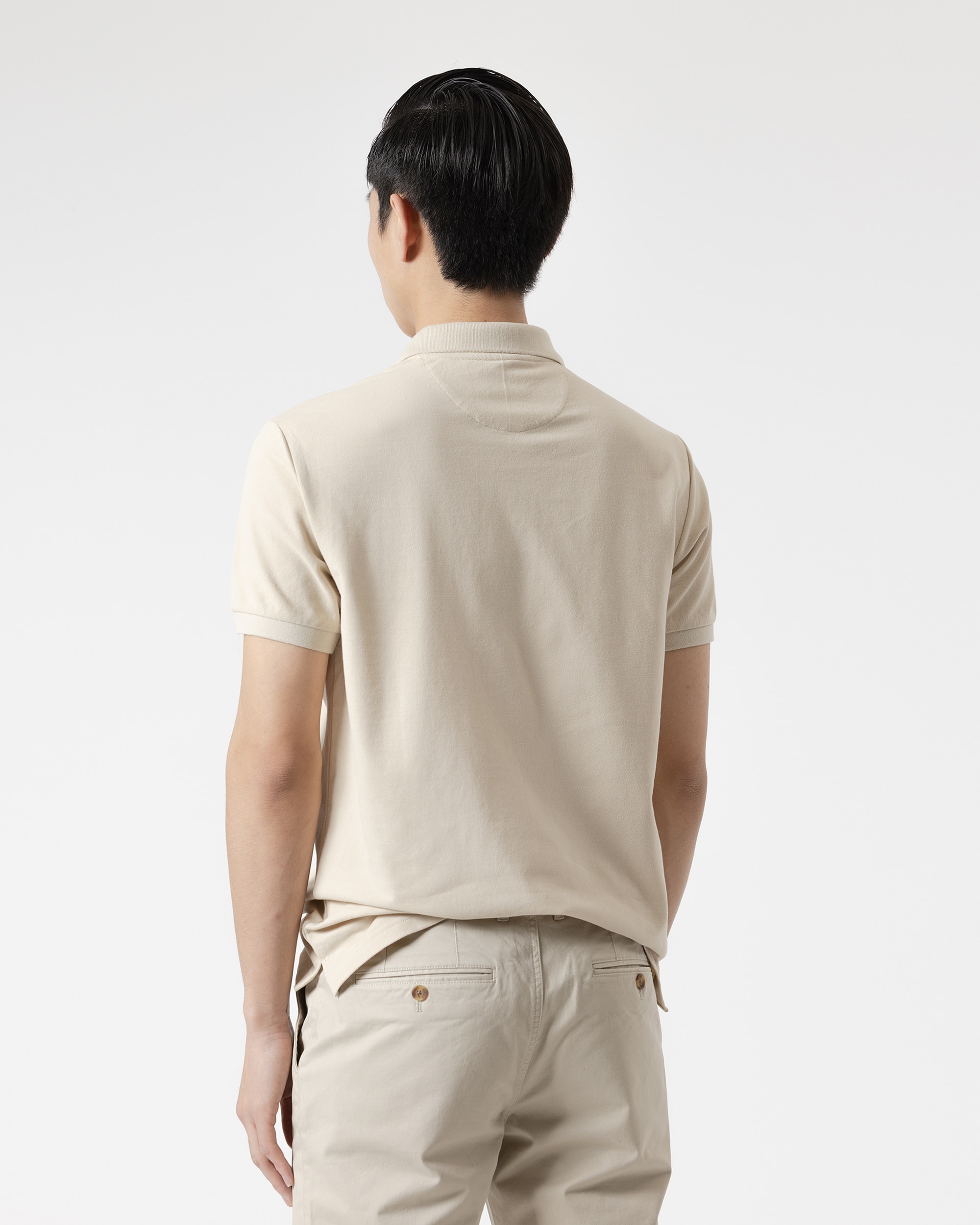 Polo Básico Piqué em Algodão Slim Fit Areia-4