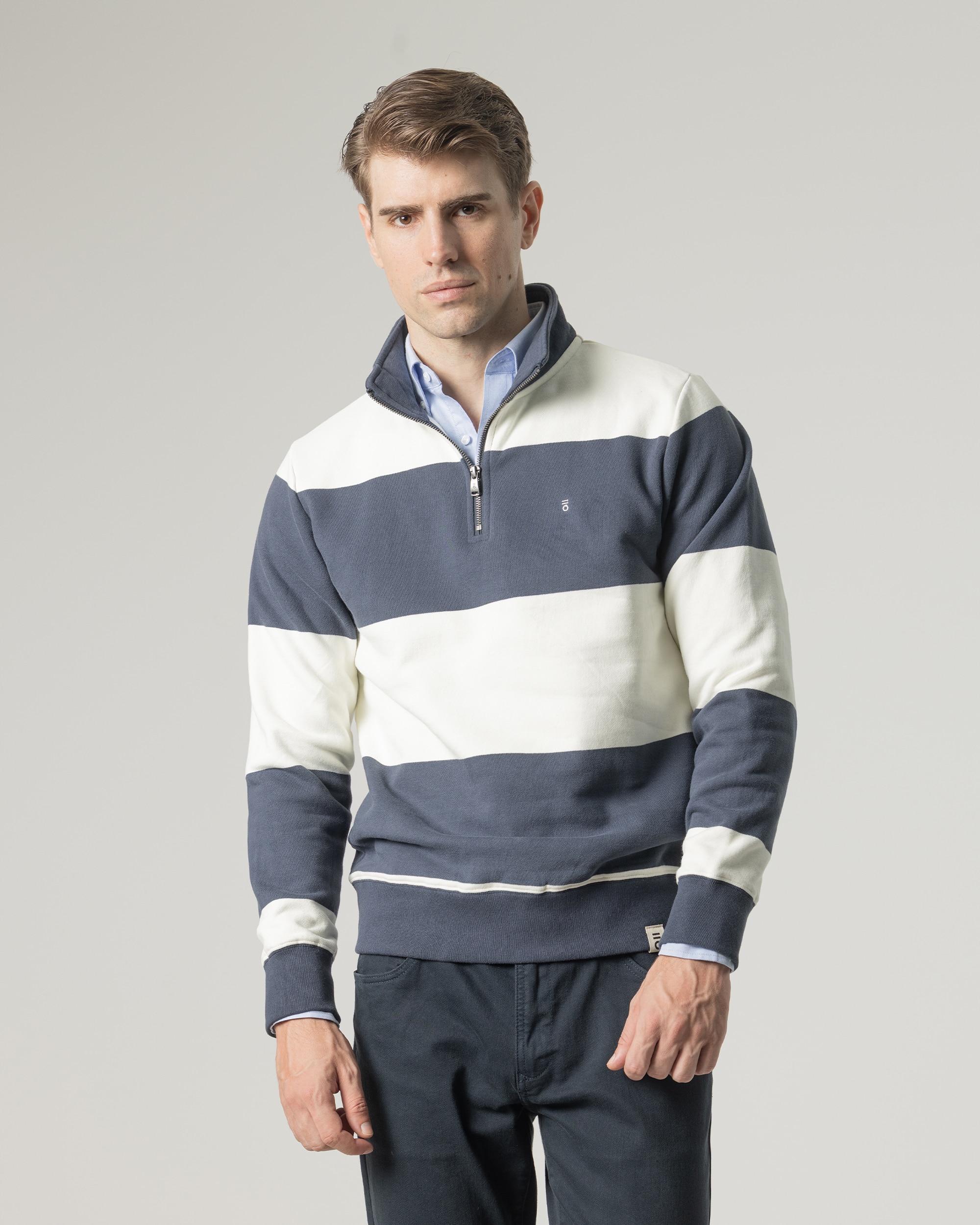 Imagem 0 de Sweatshirt Franjas Gola Fecho Zip