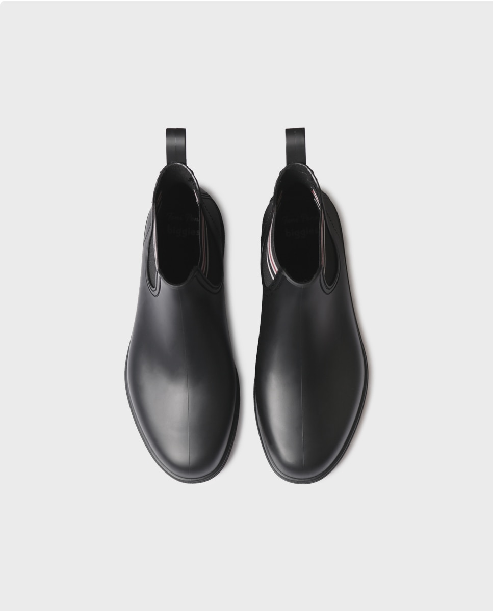 Botins de Água com Elástico Preto-3