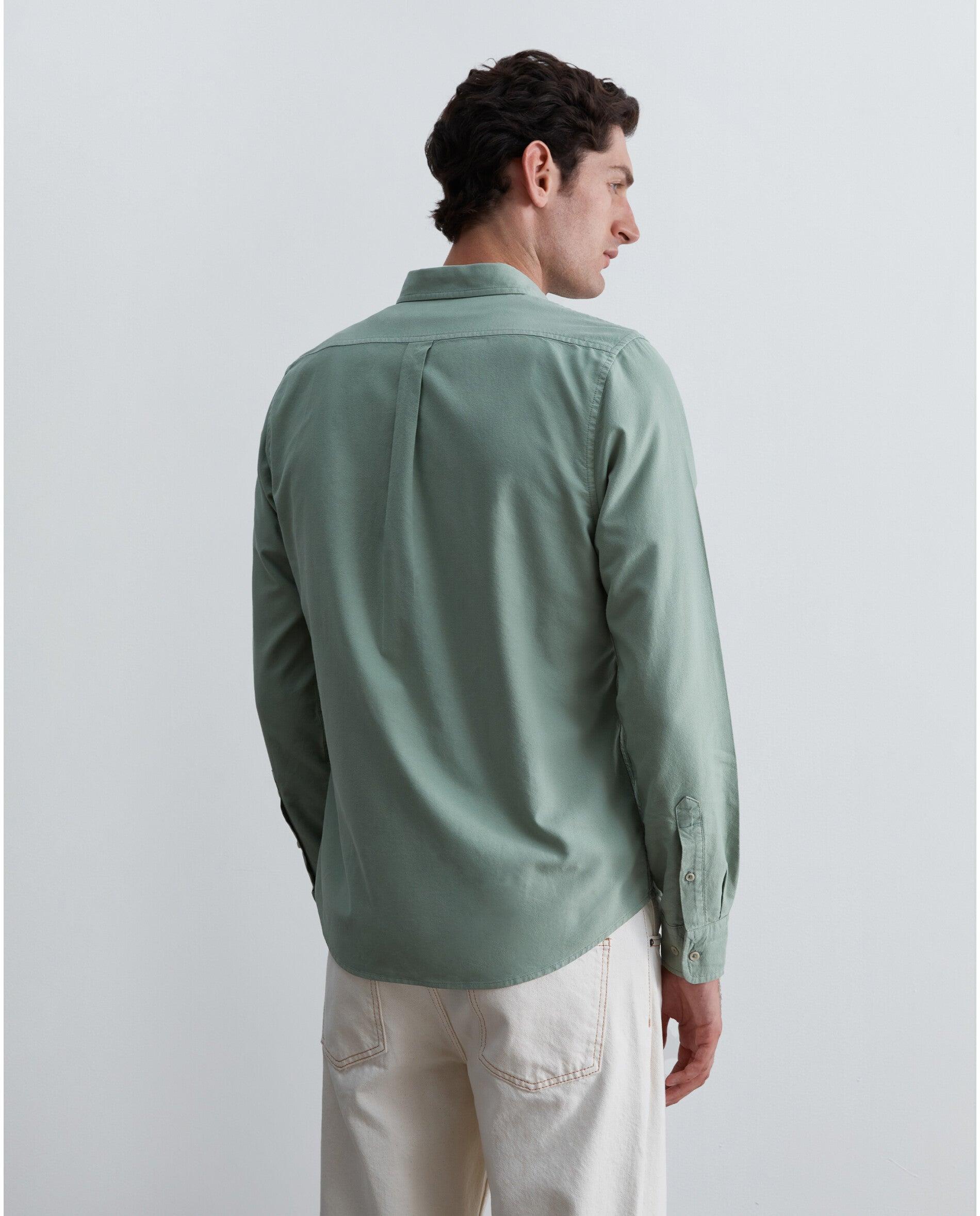 Camisa Oxford Lisa com Bolso no Peito Verde Água-2