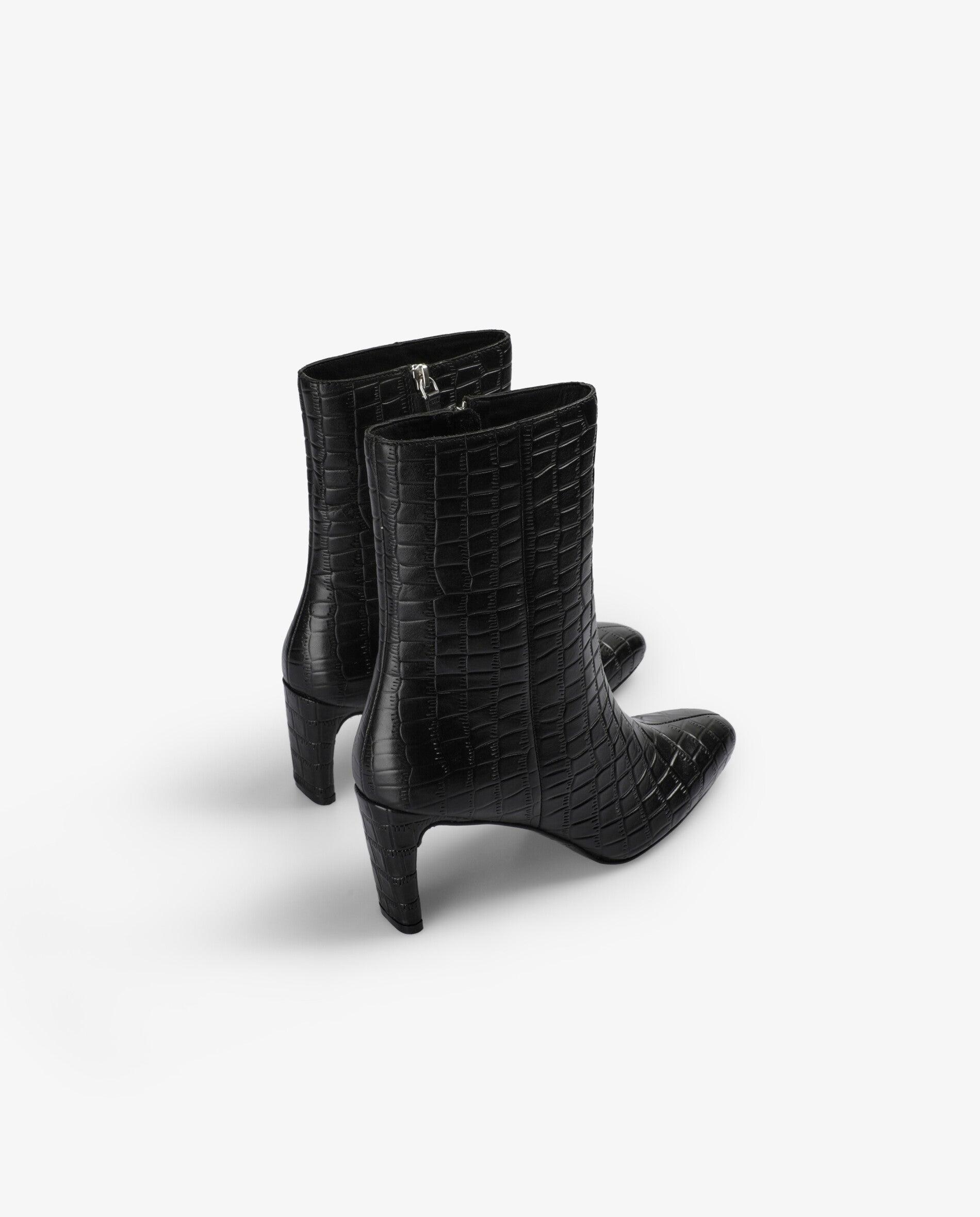 Botins Básicos de Pele com Biqueira Afiada e Fecho Zip Preto-3