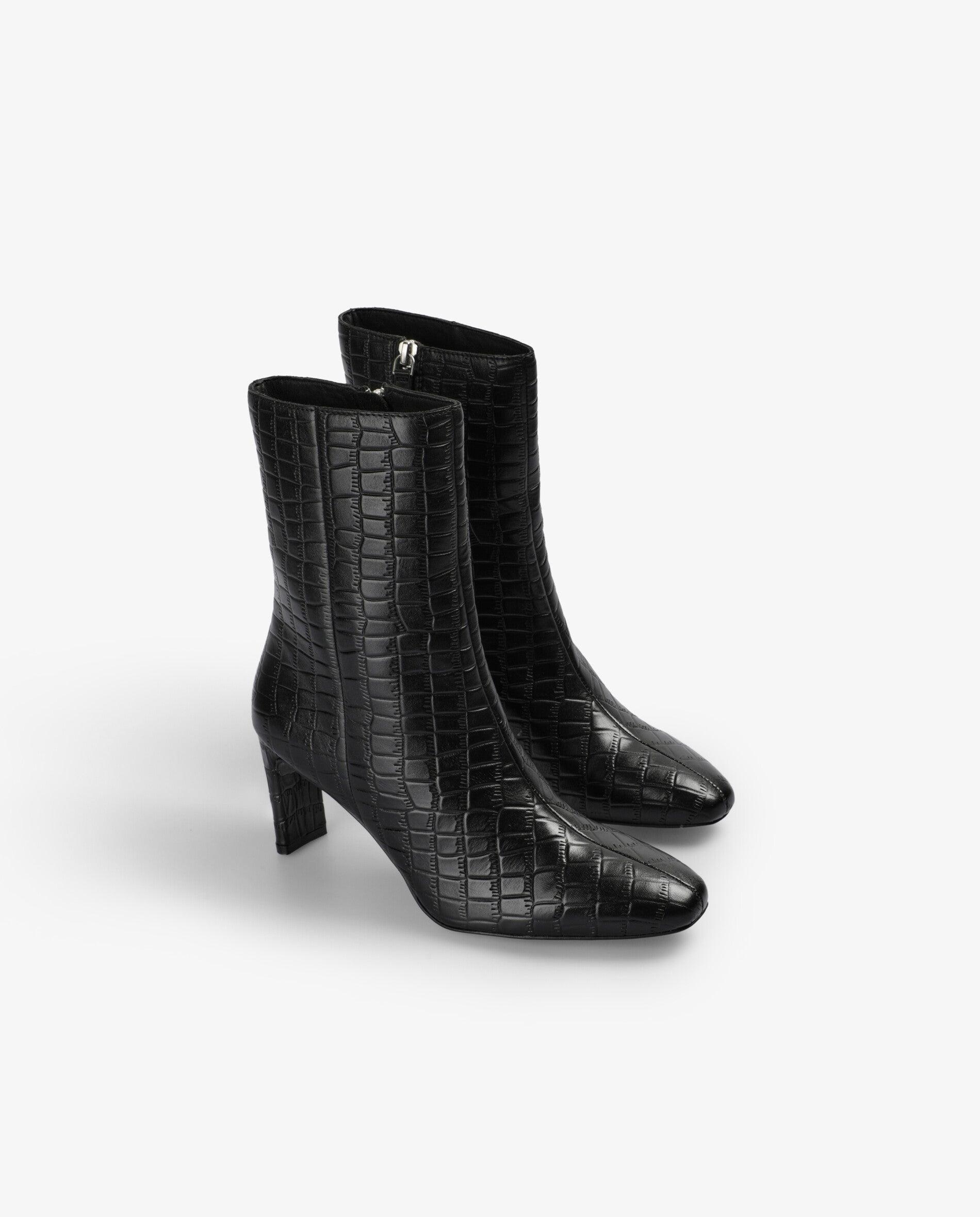 Botins Básicos de Pele com Biqueira Afiada e Fecho Zip Preto-2