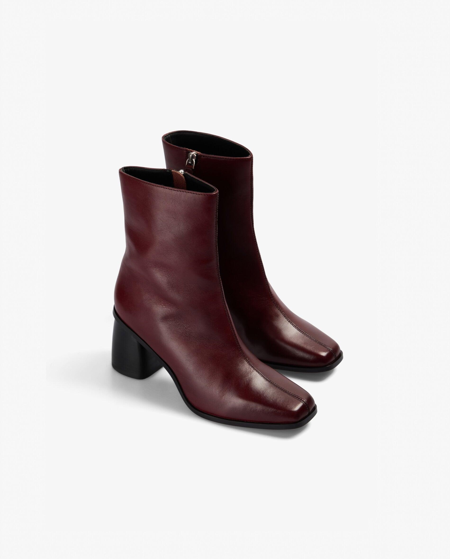 Botas Básicas de Pele com Biqueira Quadrada Bordeaux-2