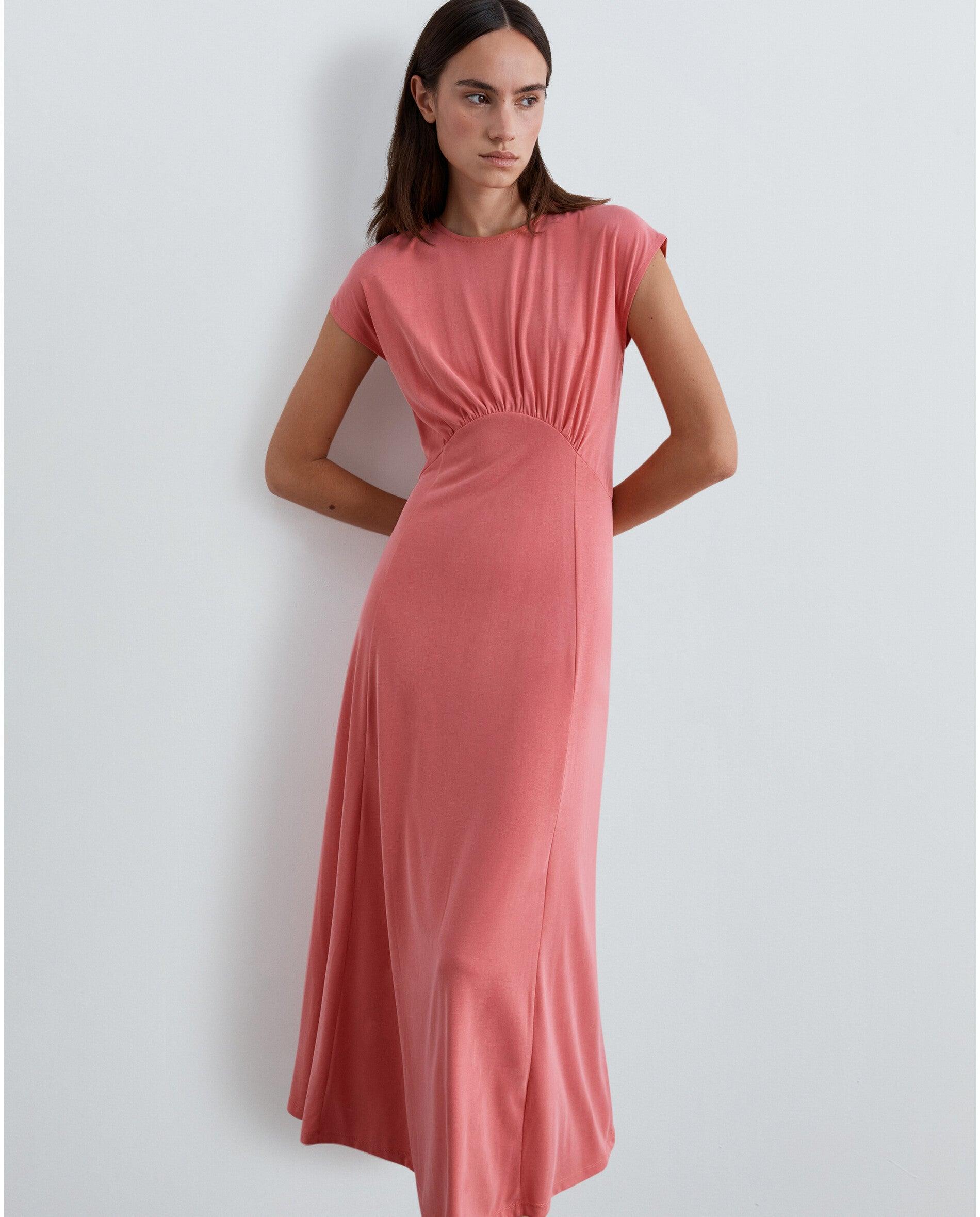 Vestido Comprido em Tecido Fluido com Detalhe Franzido Coral-2