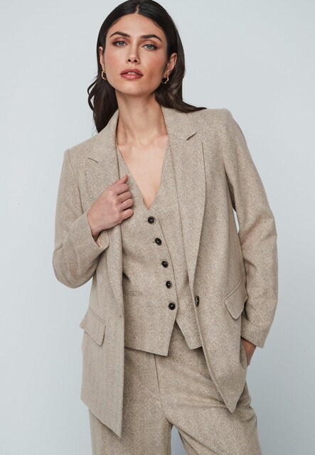 Imagem 0 de Blazer em Tecido de Espiga com Lapela Clássica e Fecho de Um Botão