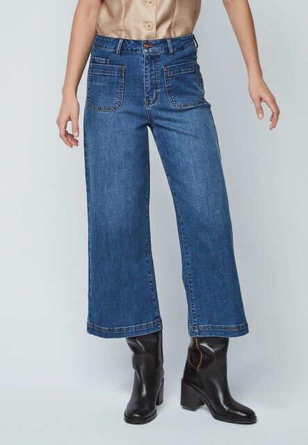 Imagem 0 de Jeans Largos com Bolsos de Patch