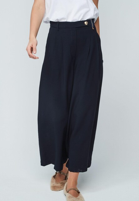 Imagem 0 de Calças Largas com Pinças Frontais