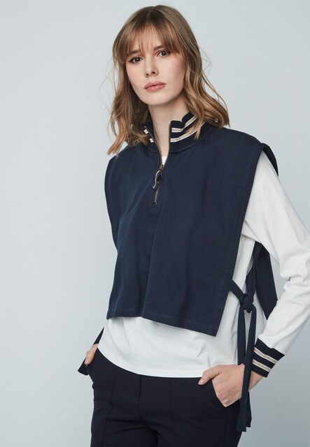 Imagem 0 de Colete Curto com Gola de Fecho Zip e Rib Canelado