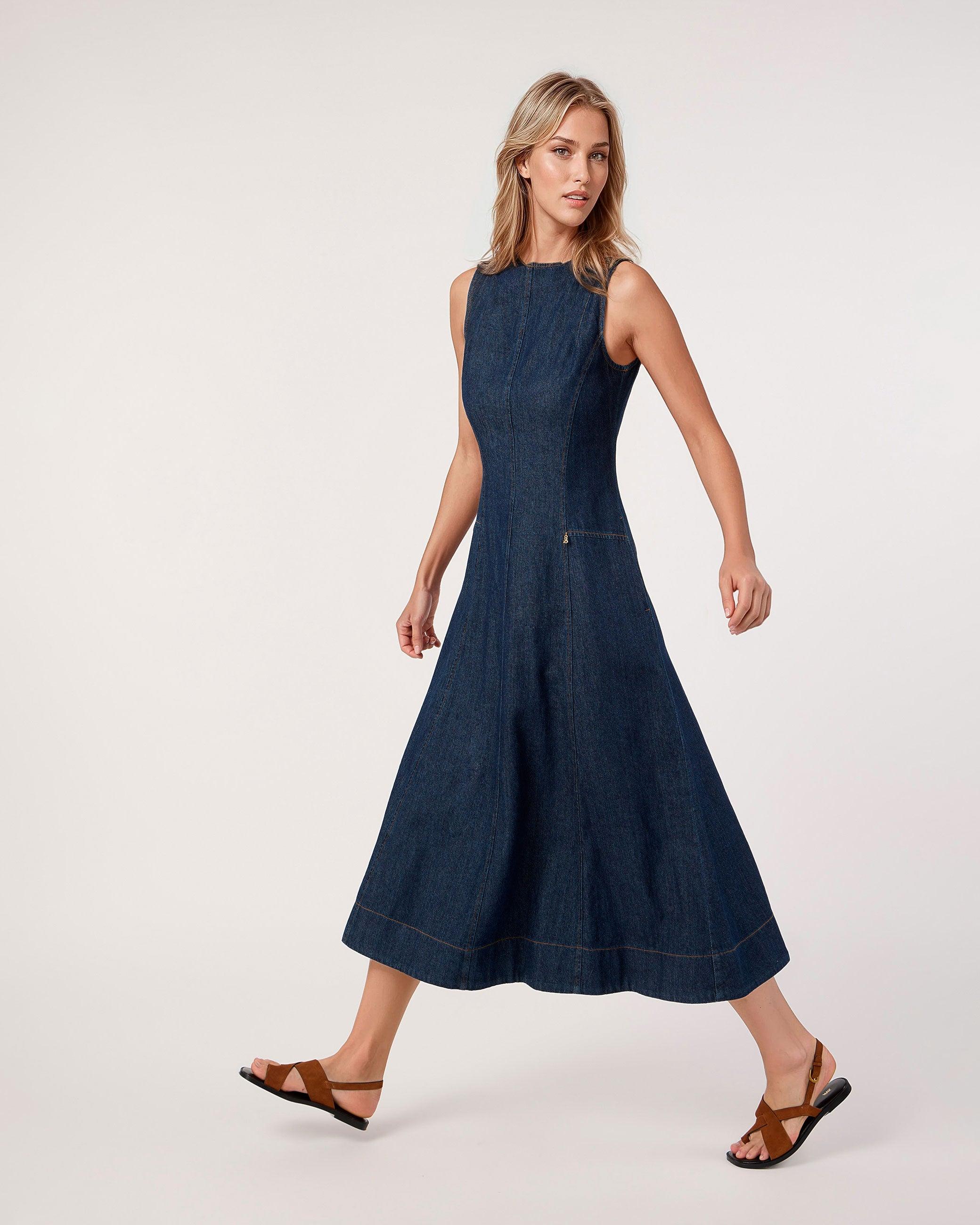 Vestido Midi em Denim Pinós sem Mangas Azul-4