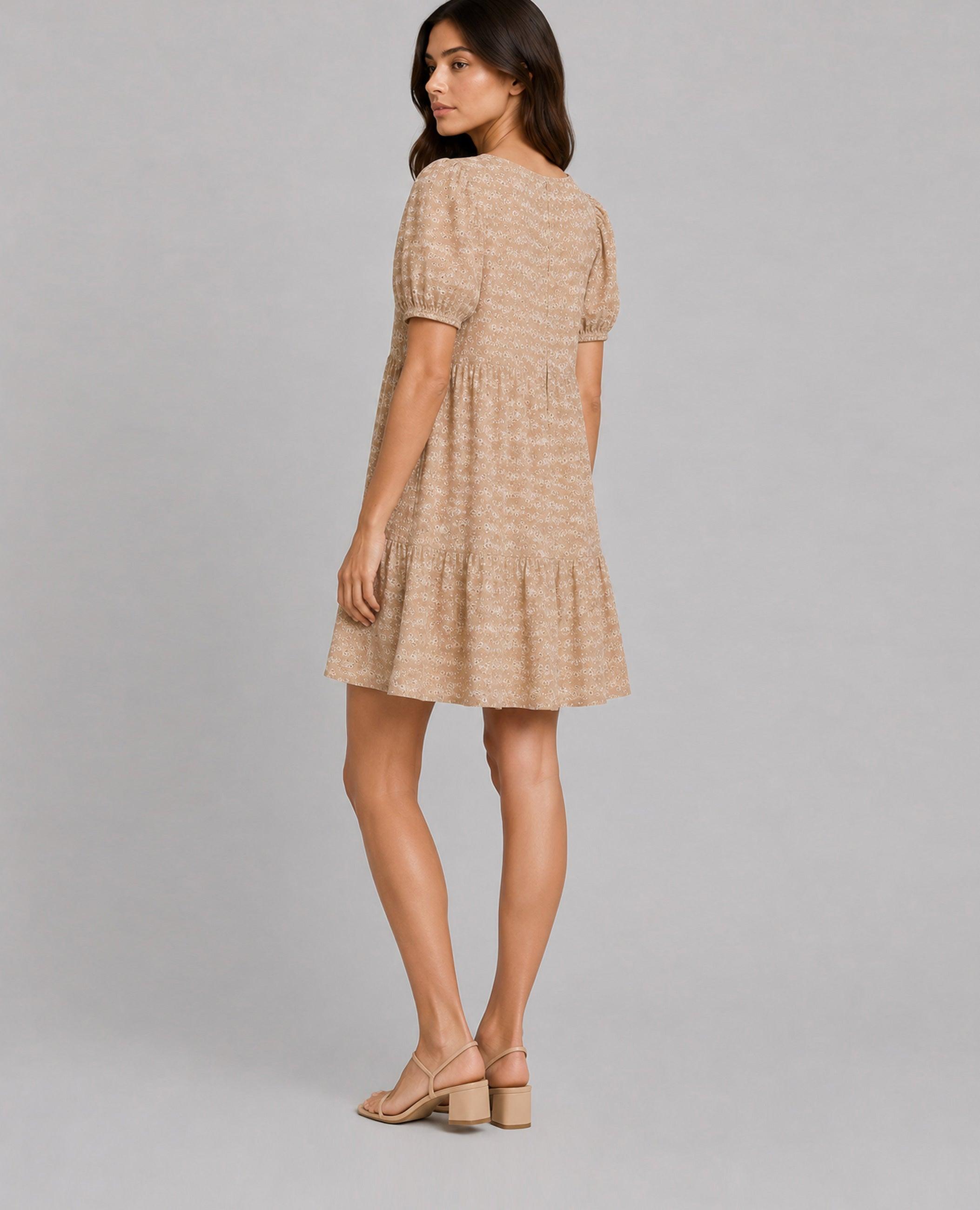 Vestido Curto com Manga Abalonada Kamara Bege-2