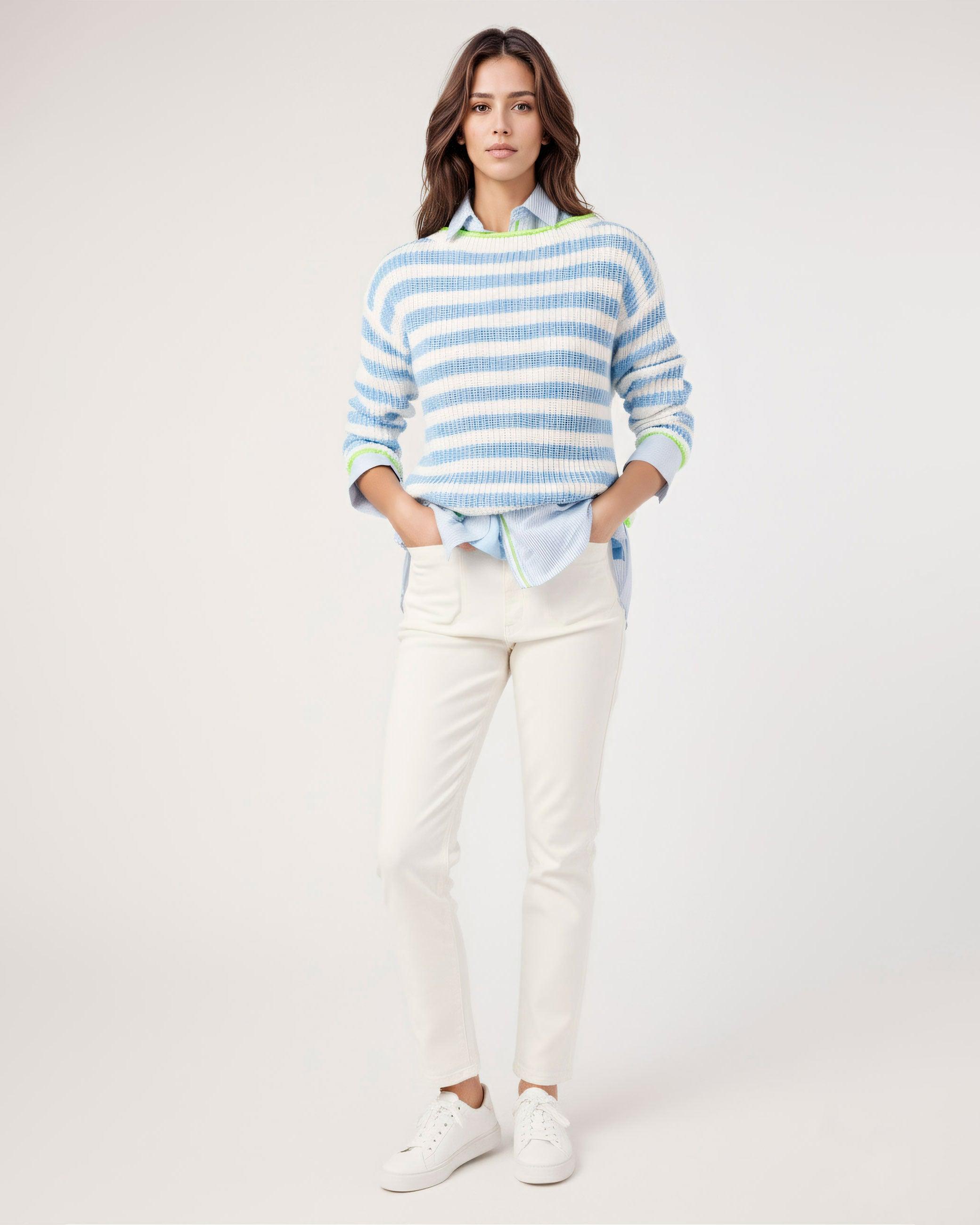 Camisola de Malha com Gola Redonda com Delicado Detalhe em Contraste Azul-claro-4