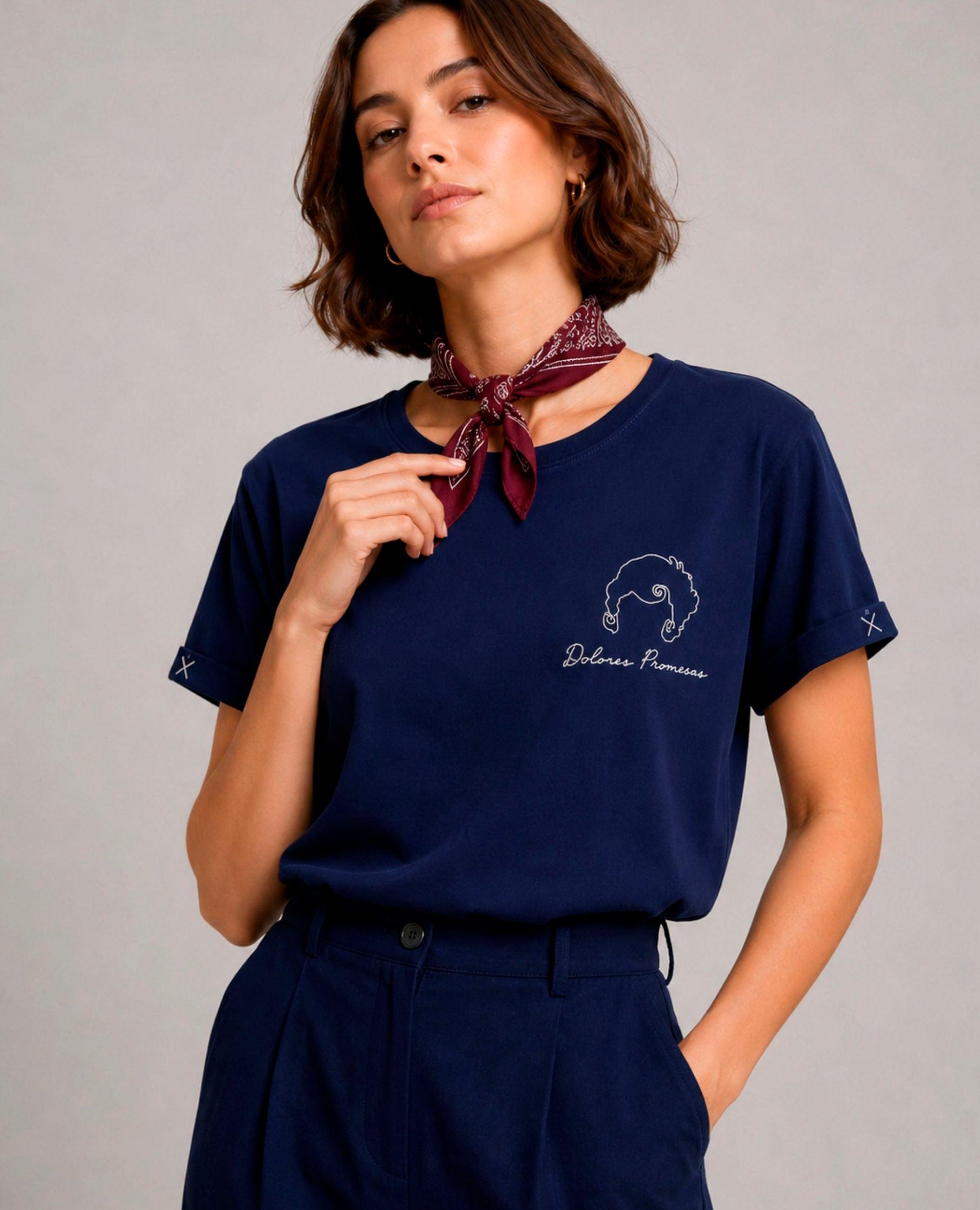 Imagem 1 de T-shirt de Manga Curta Lia com Gola Redonda