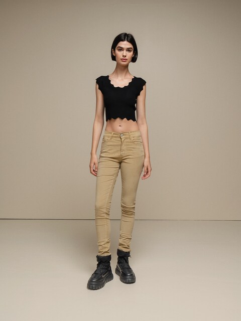 Imagem 0 de Top curto em malha recortada