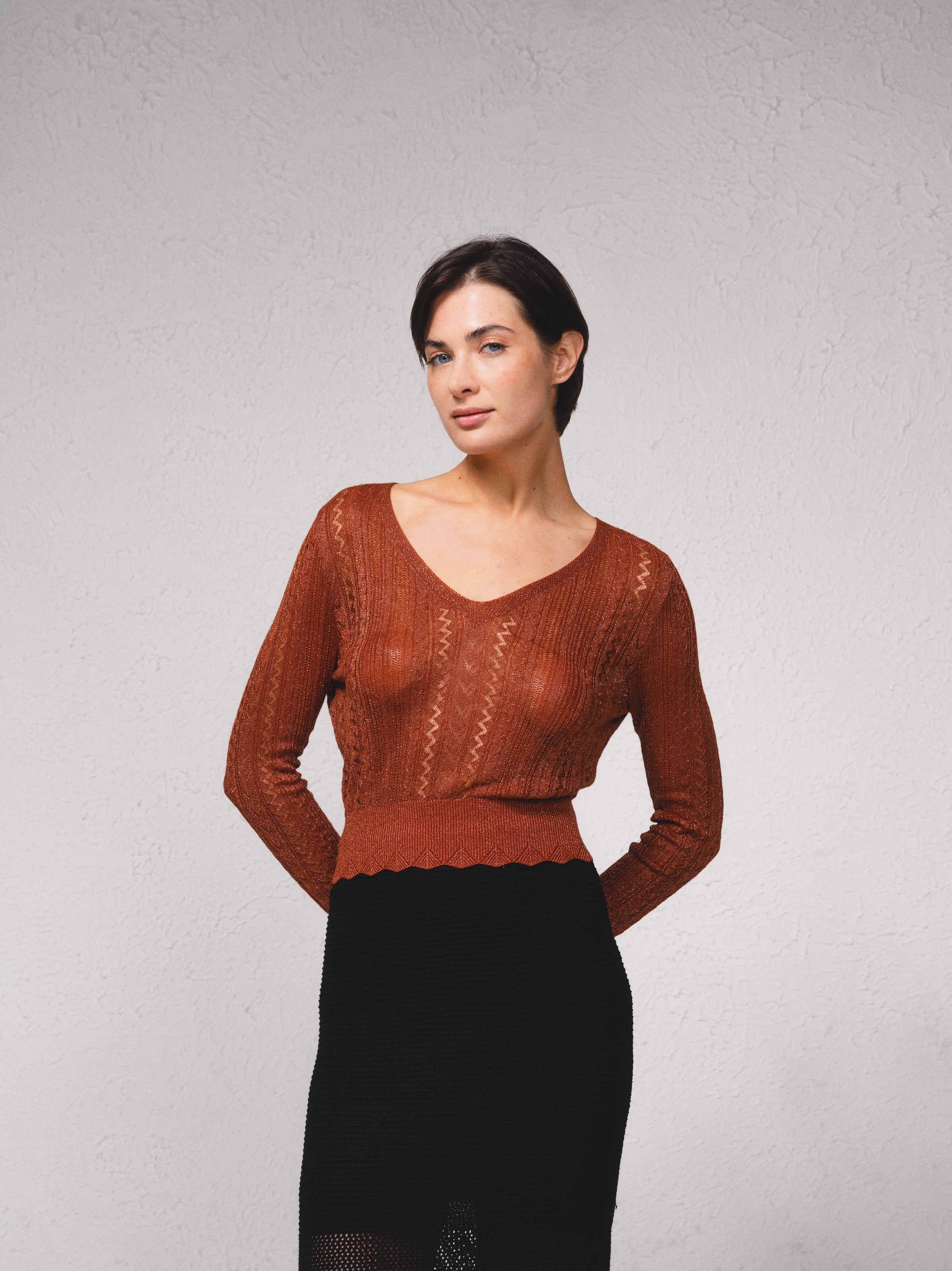 Camisola crop em croché Bege-3