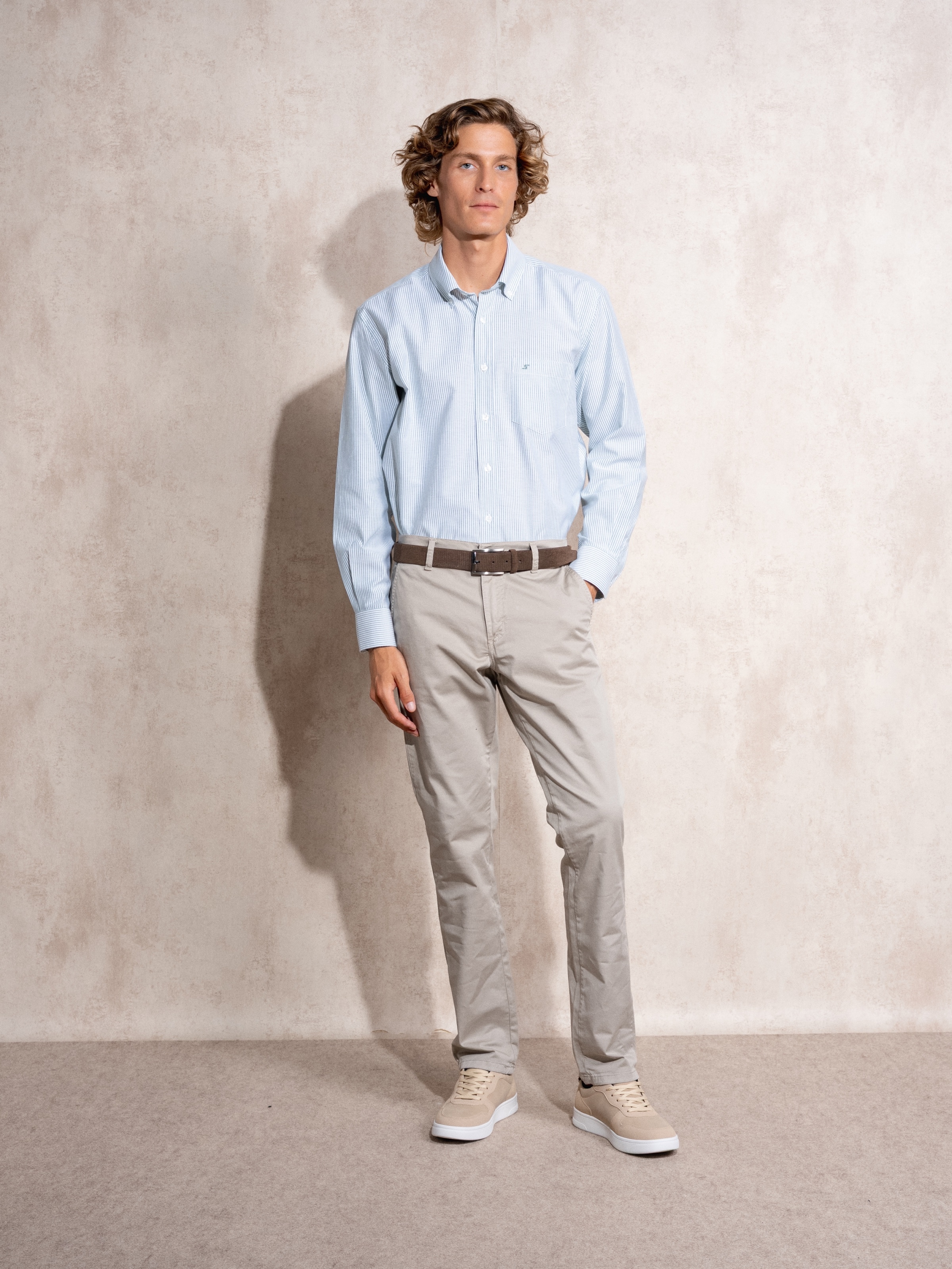 Imagem 0 de Calças chino skinny fit
