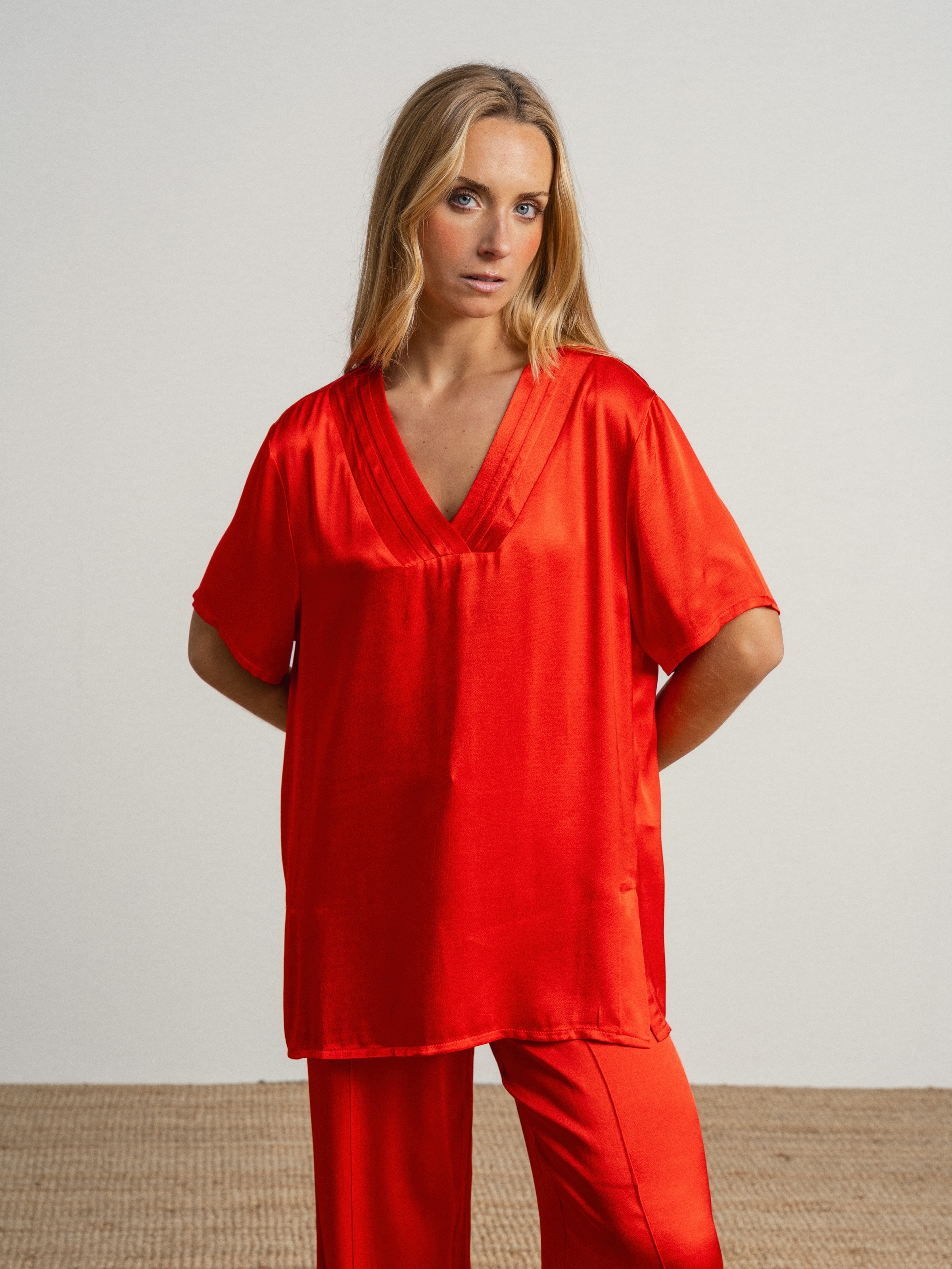 Imagem 0 de Blusa com decote em V