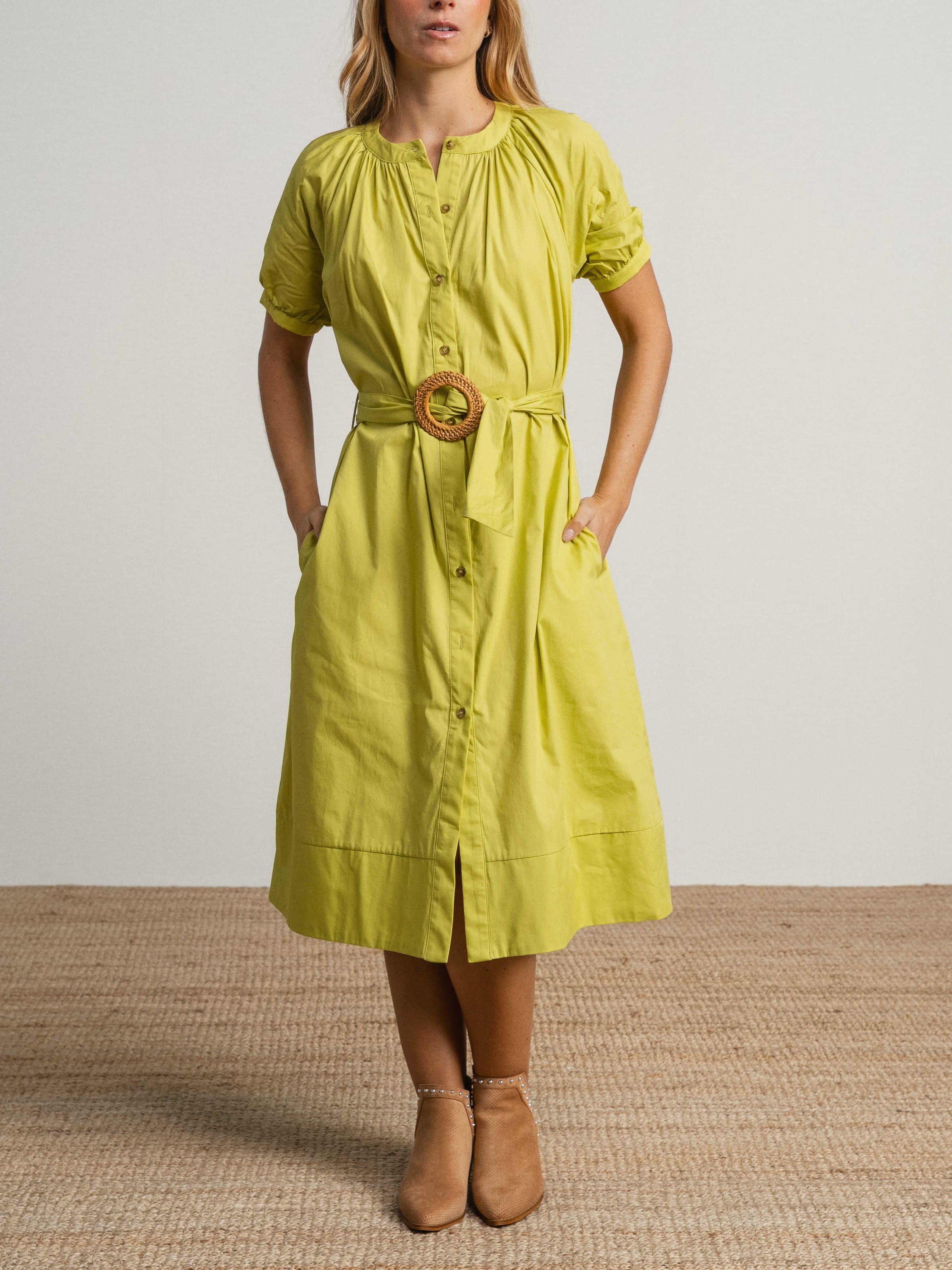 Vestido de algodão recto com cinto Caqui-4